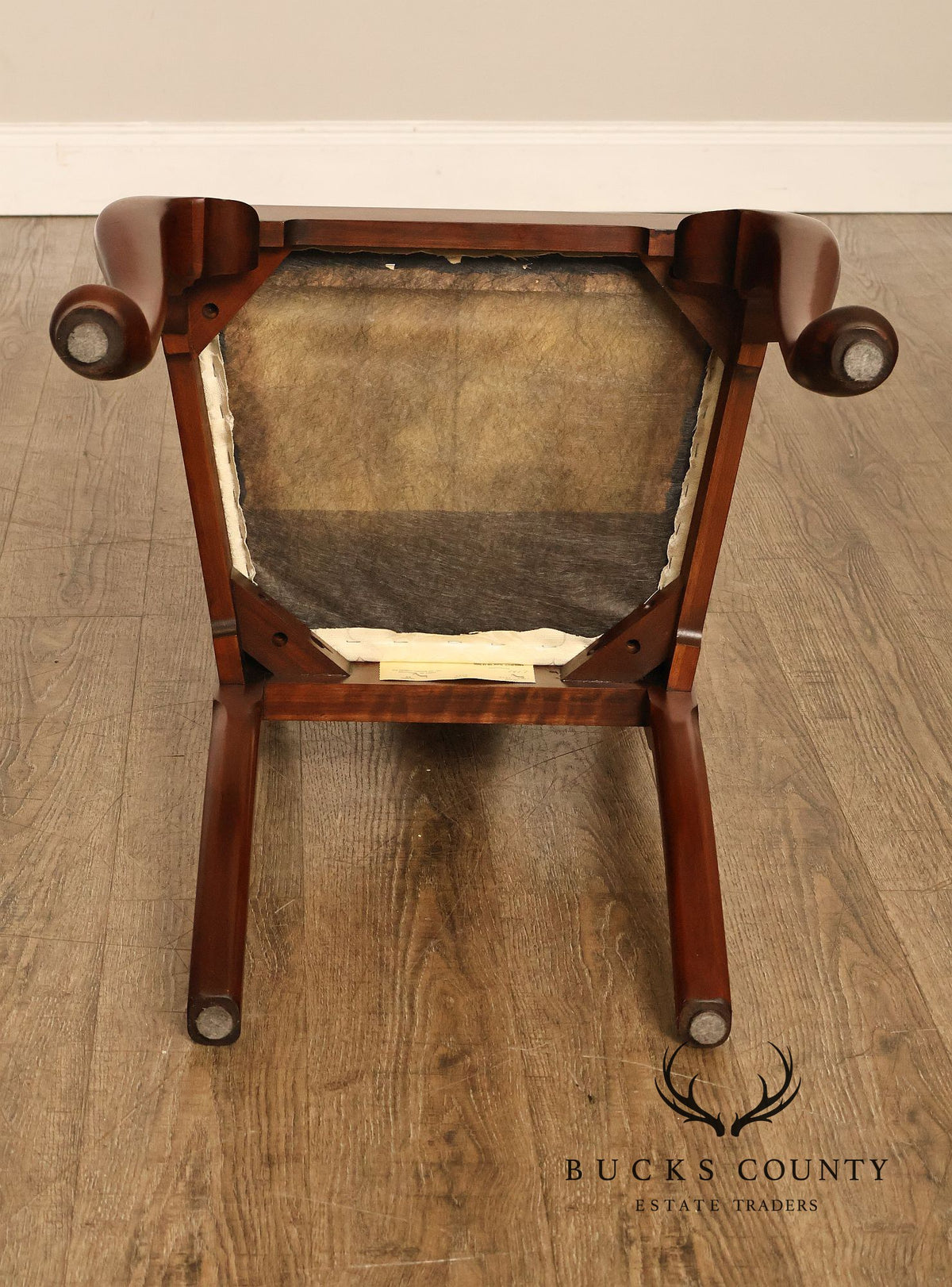 Henkel Harris Queen Anne Set of Six Cherry Dining Chairs