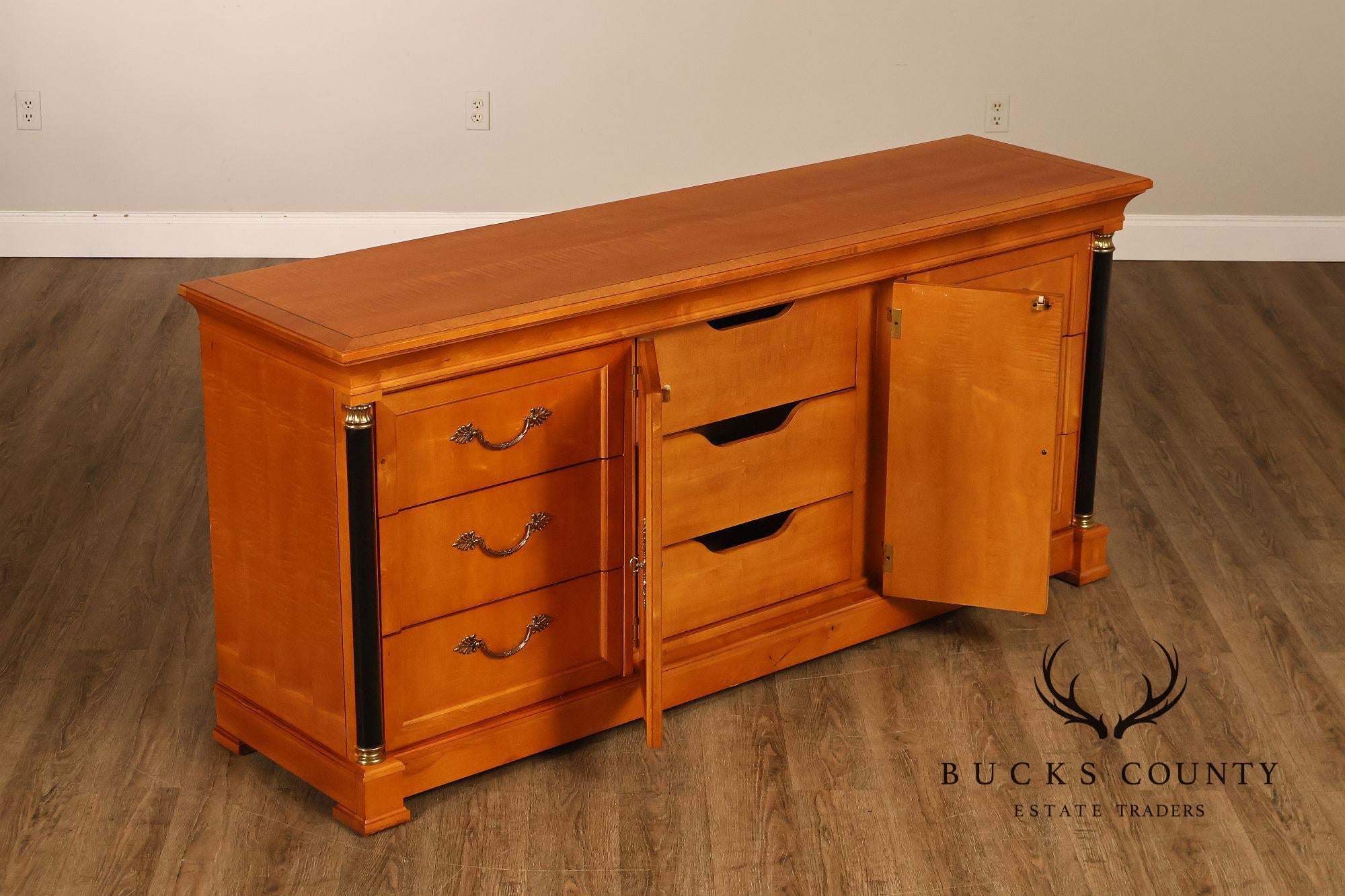 Thomasville Grand Classics Biedermeier Style Maple Dresser