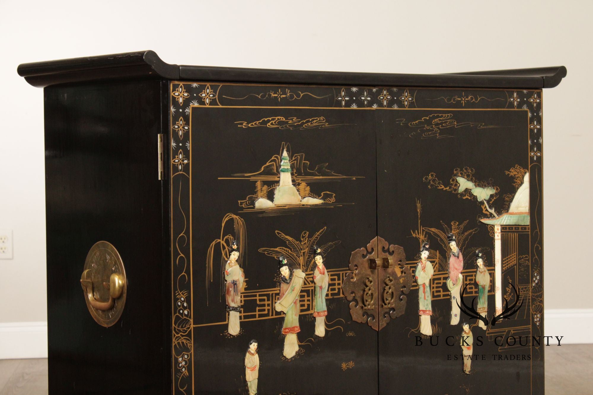Chinoiserie Lift Top Bar Cabinet