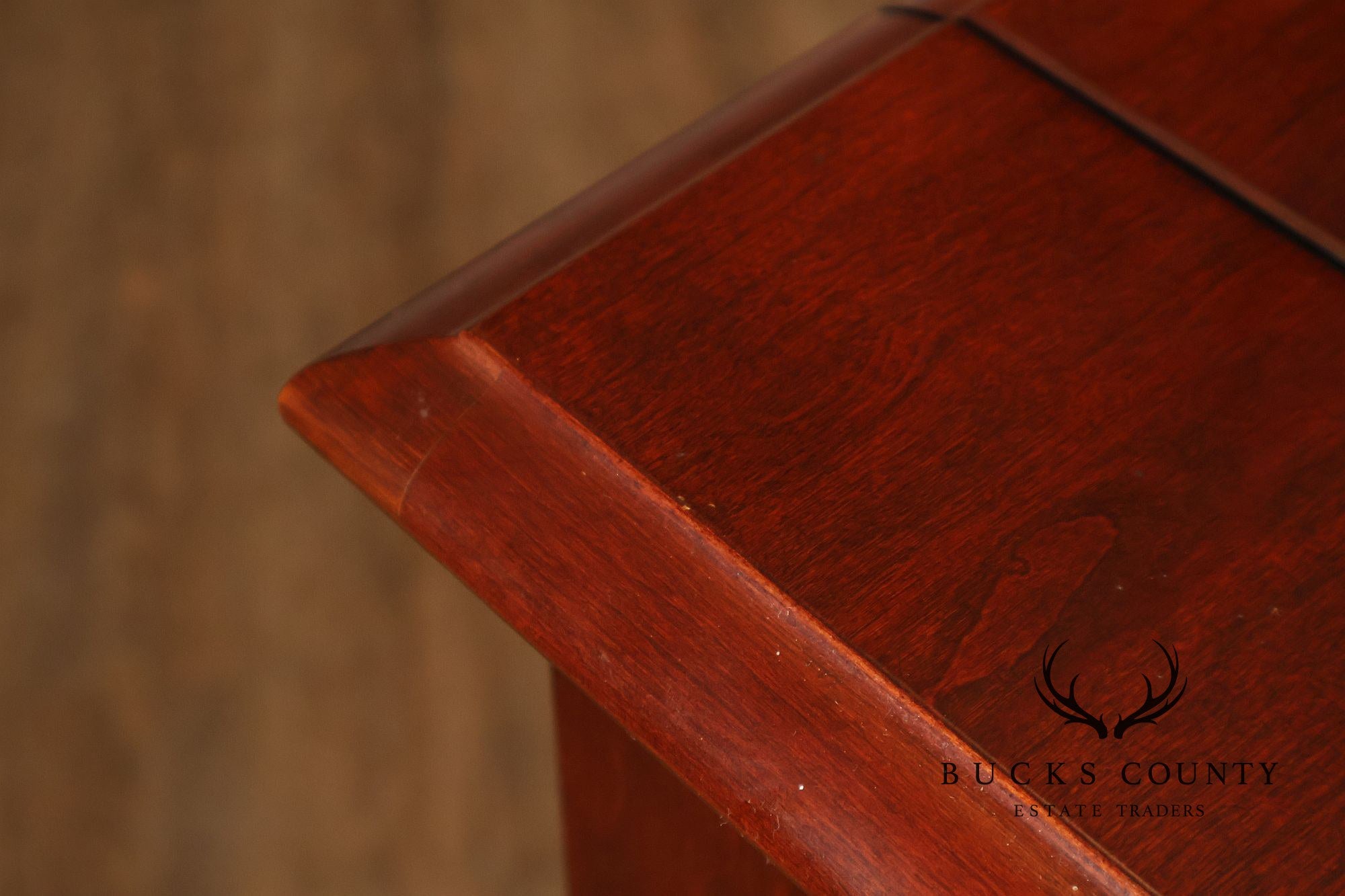 Pennsylvania House Traditional Cherry Flip Top Server