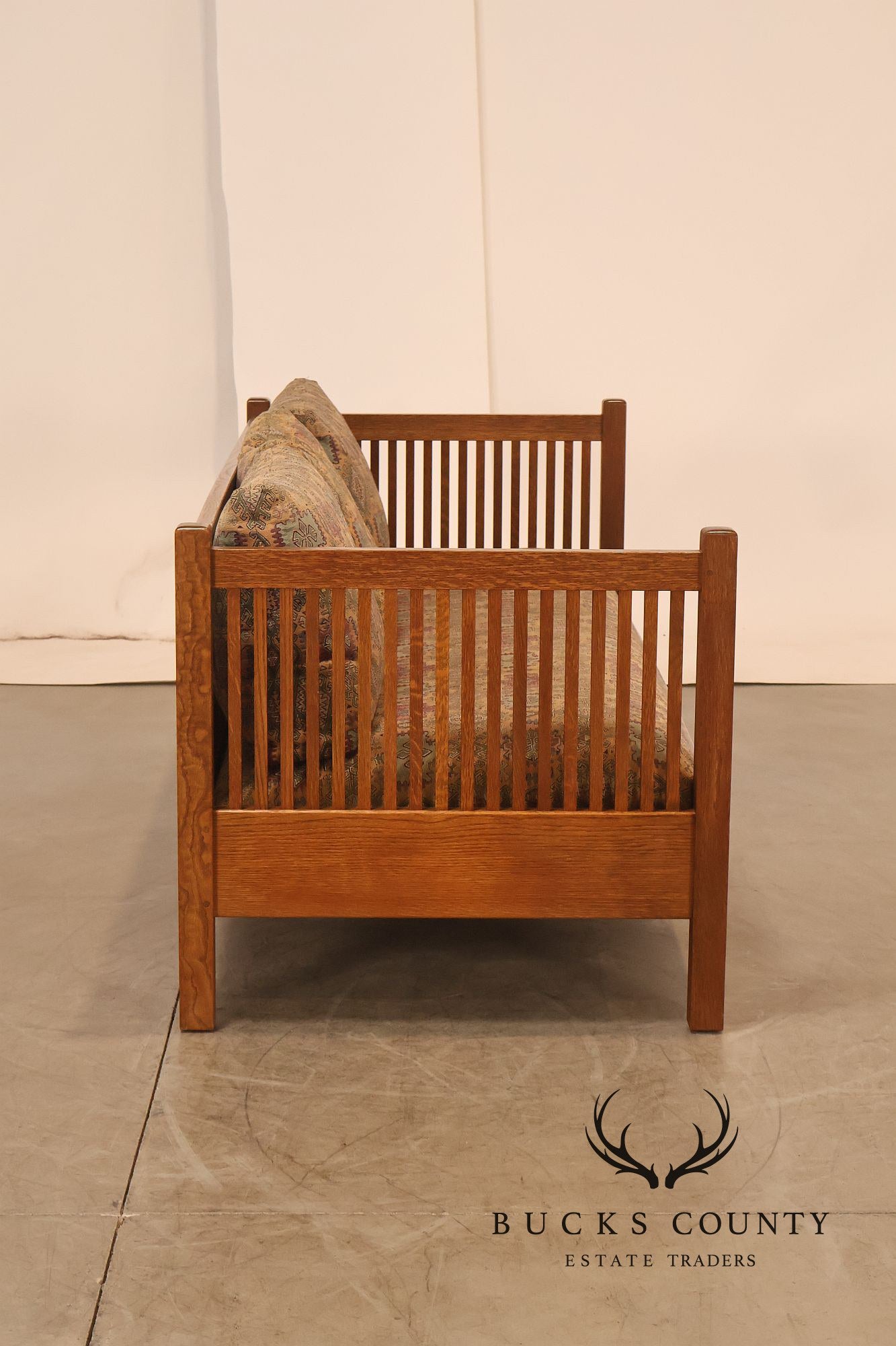 Stickley Mission Collection Oak Spindle Settle