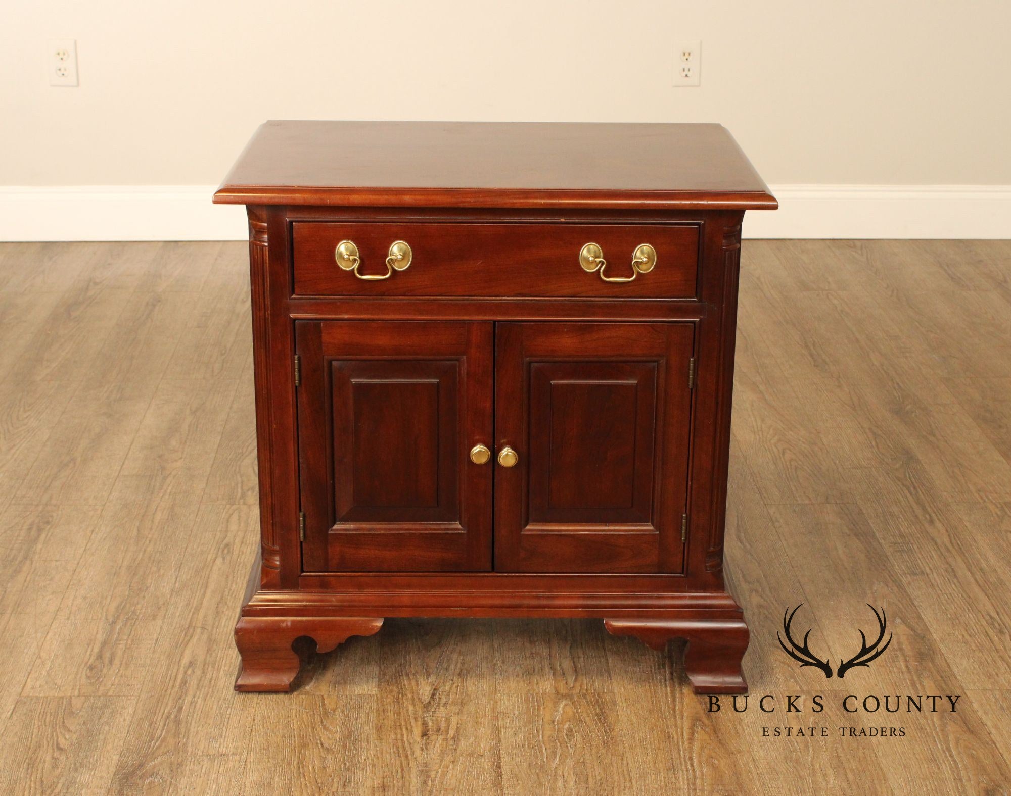 Stickley Chippendale Style Vintage Cherry Nightstand