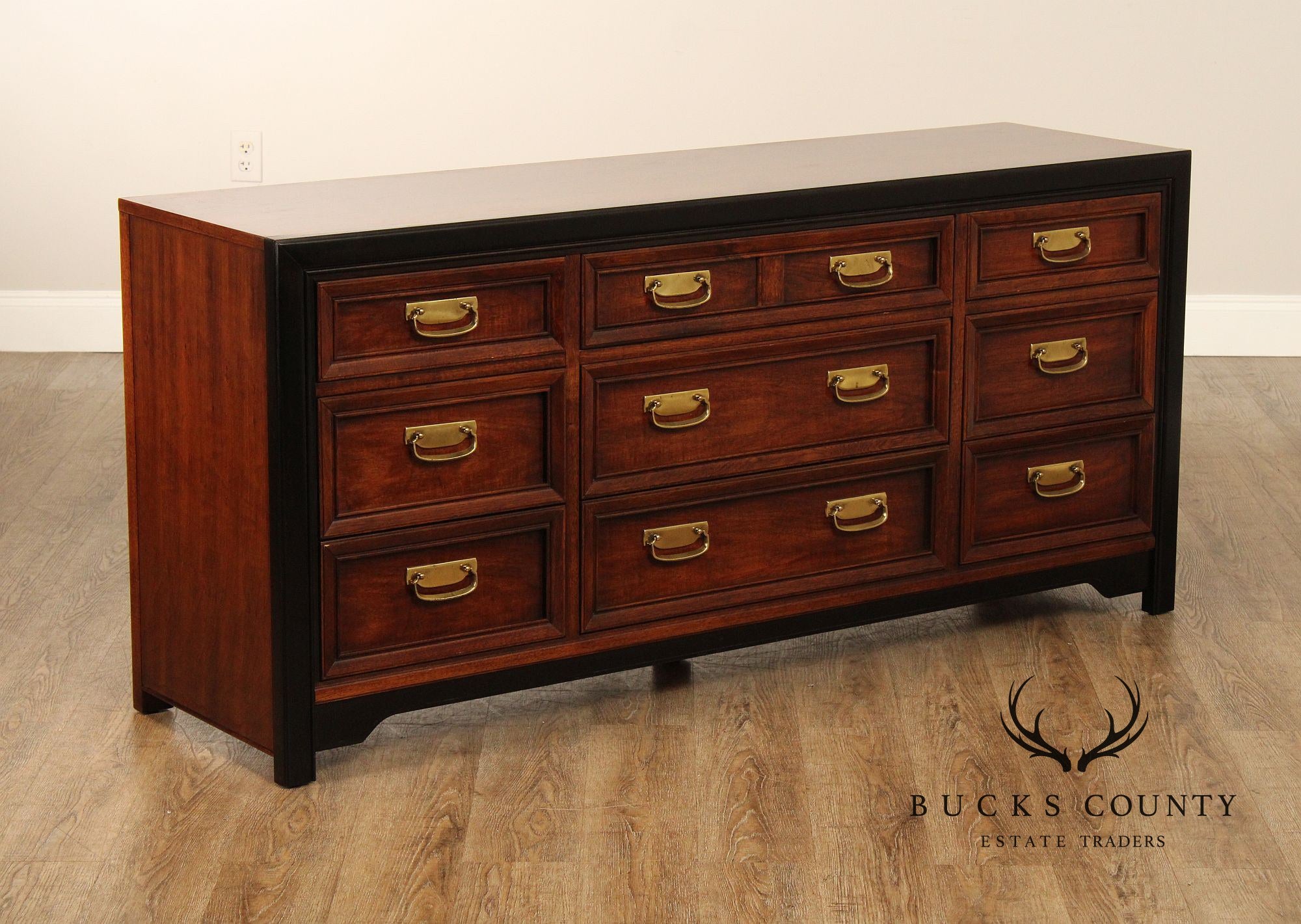 Thomasville Embassy Collection Asian Inspired Vintage Triple Dresser