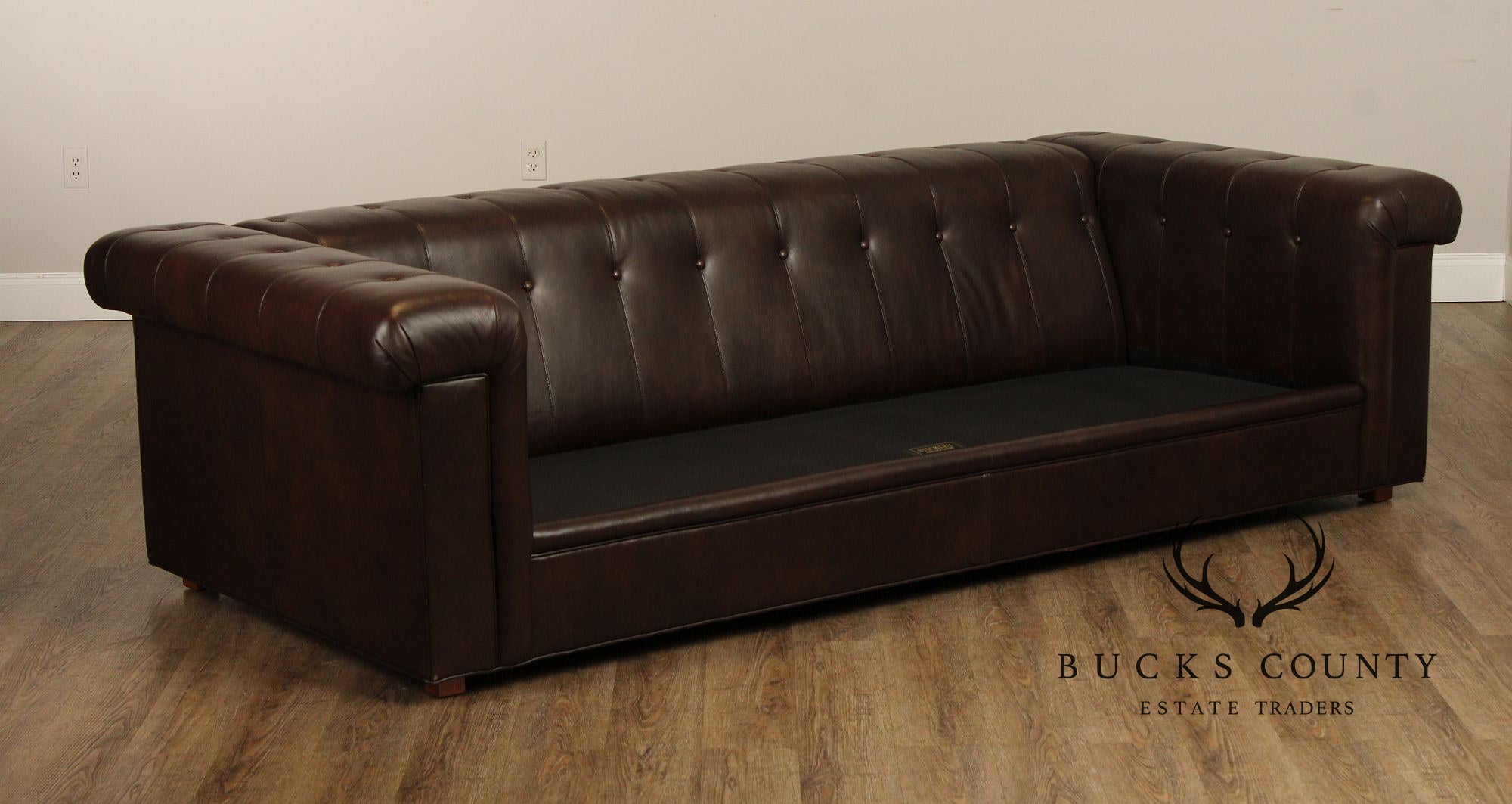 Stickley Chesterfield Style 'Chicago' Leather Sofa