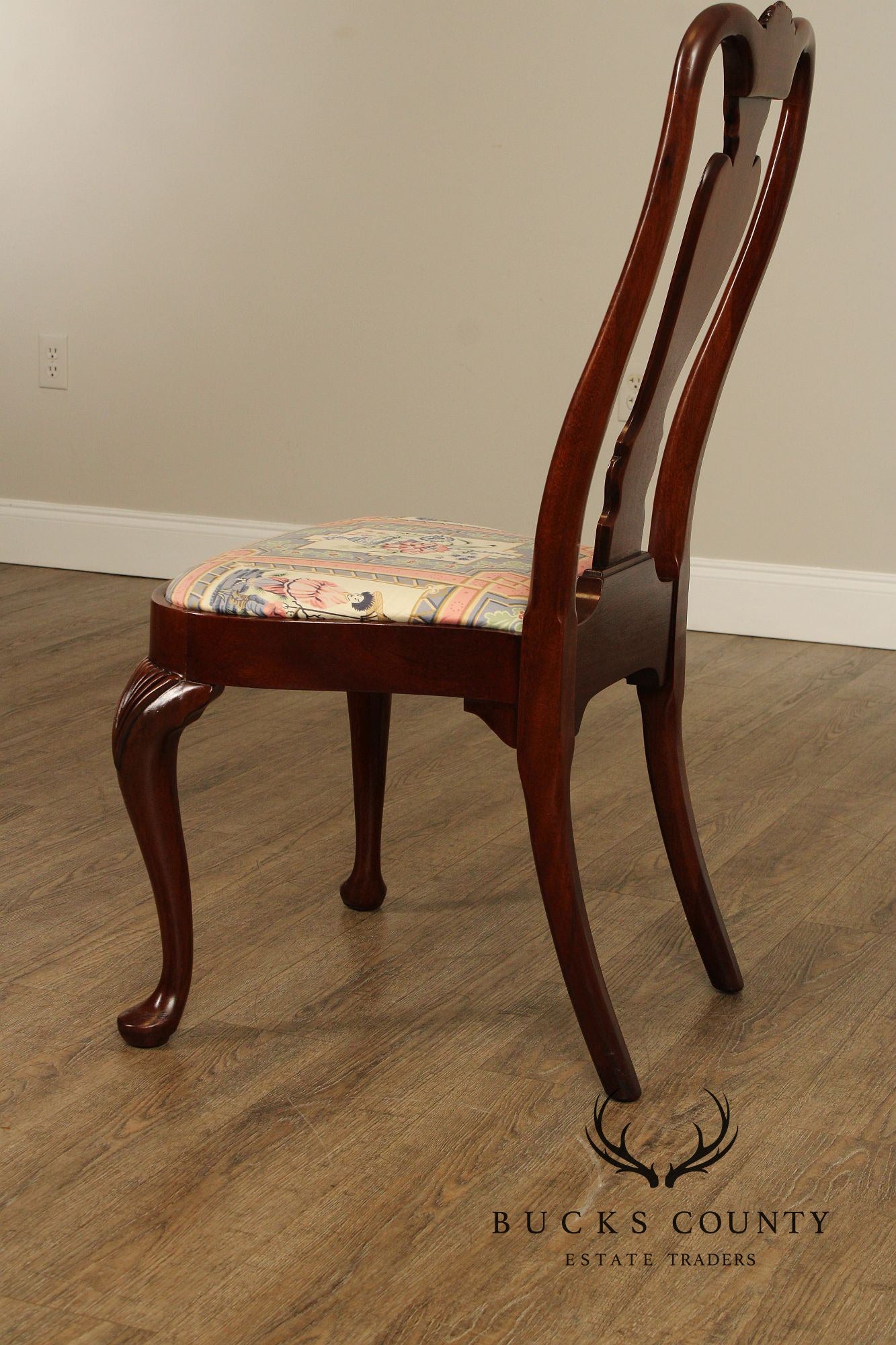 QUEEN ANNE STYLE SET OF FOUR CUSTOM MAHOGANY DINING CHAIRS