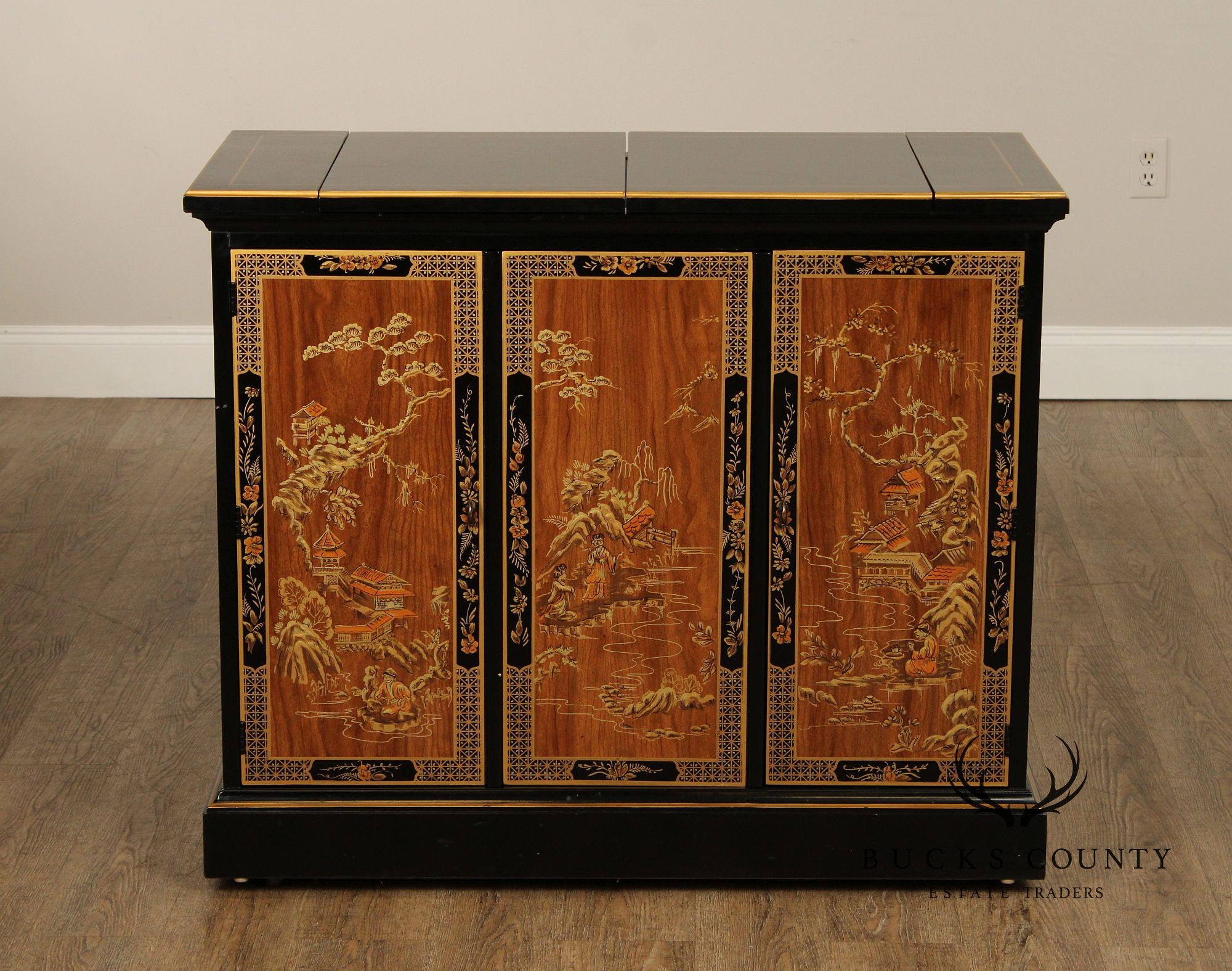 Drexel 'Et Cetera' Chinoiserie Flip Top Server