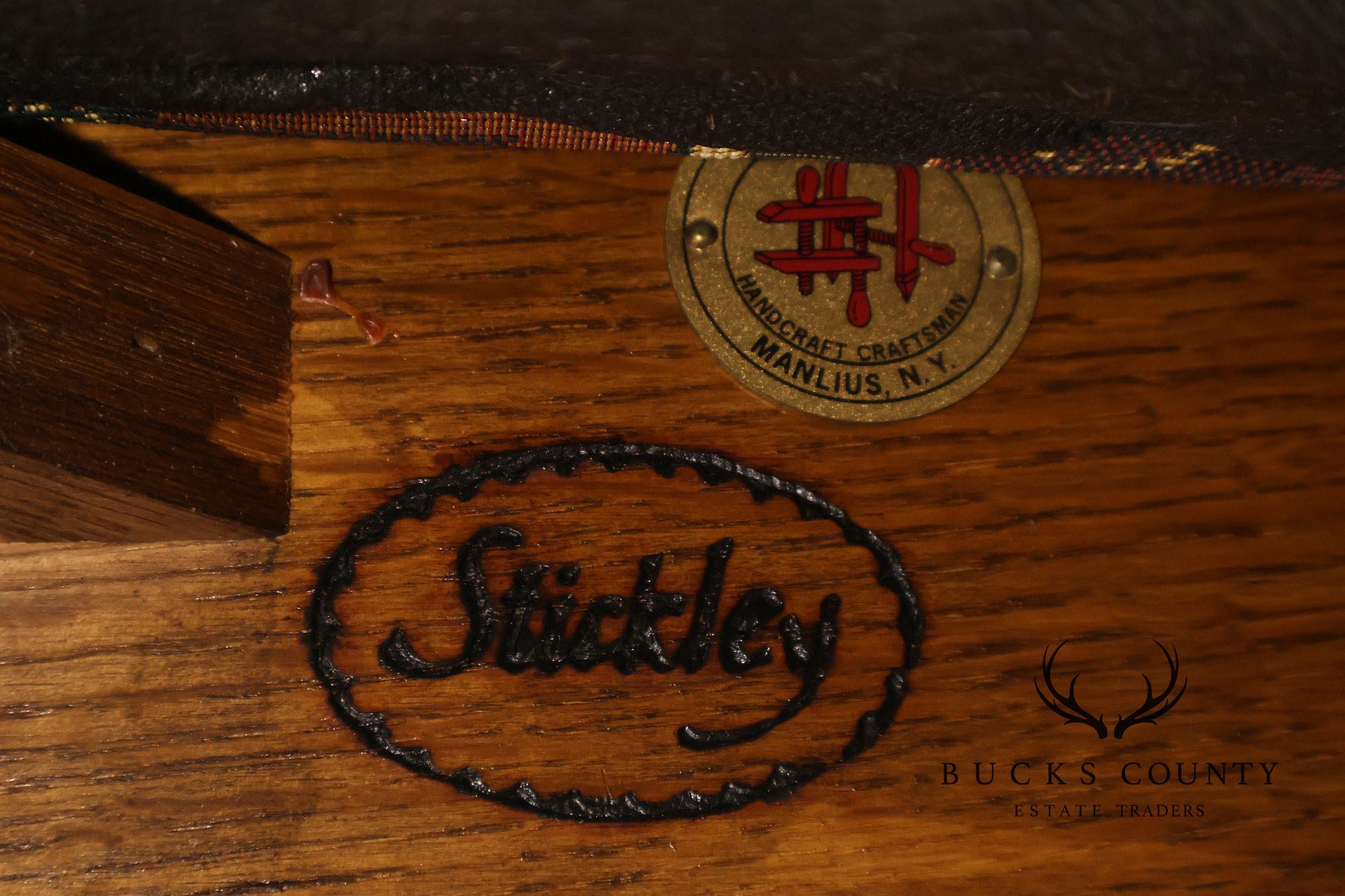 Stickley Mission Collection Oak Prairie Settle