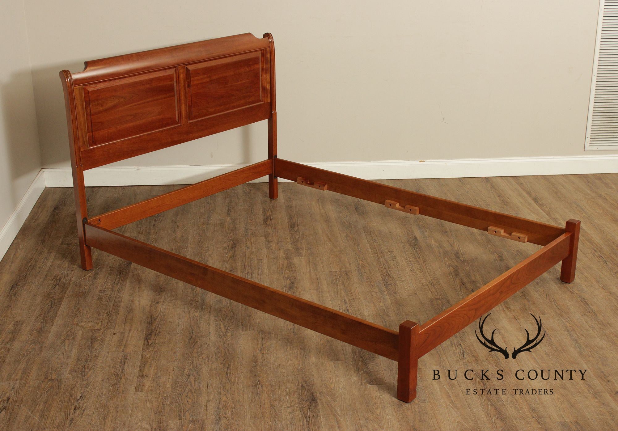 Stickley Traditional Cherry Queen Bed