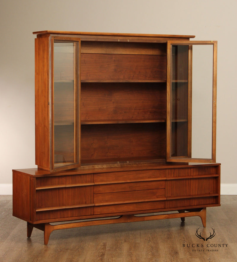 Young Manufacturing Mid Century Modern Walnut and Glass China Cabinet