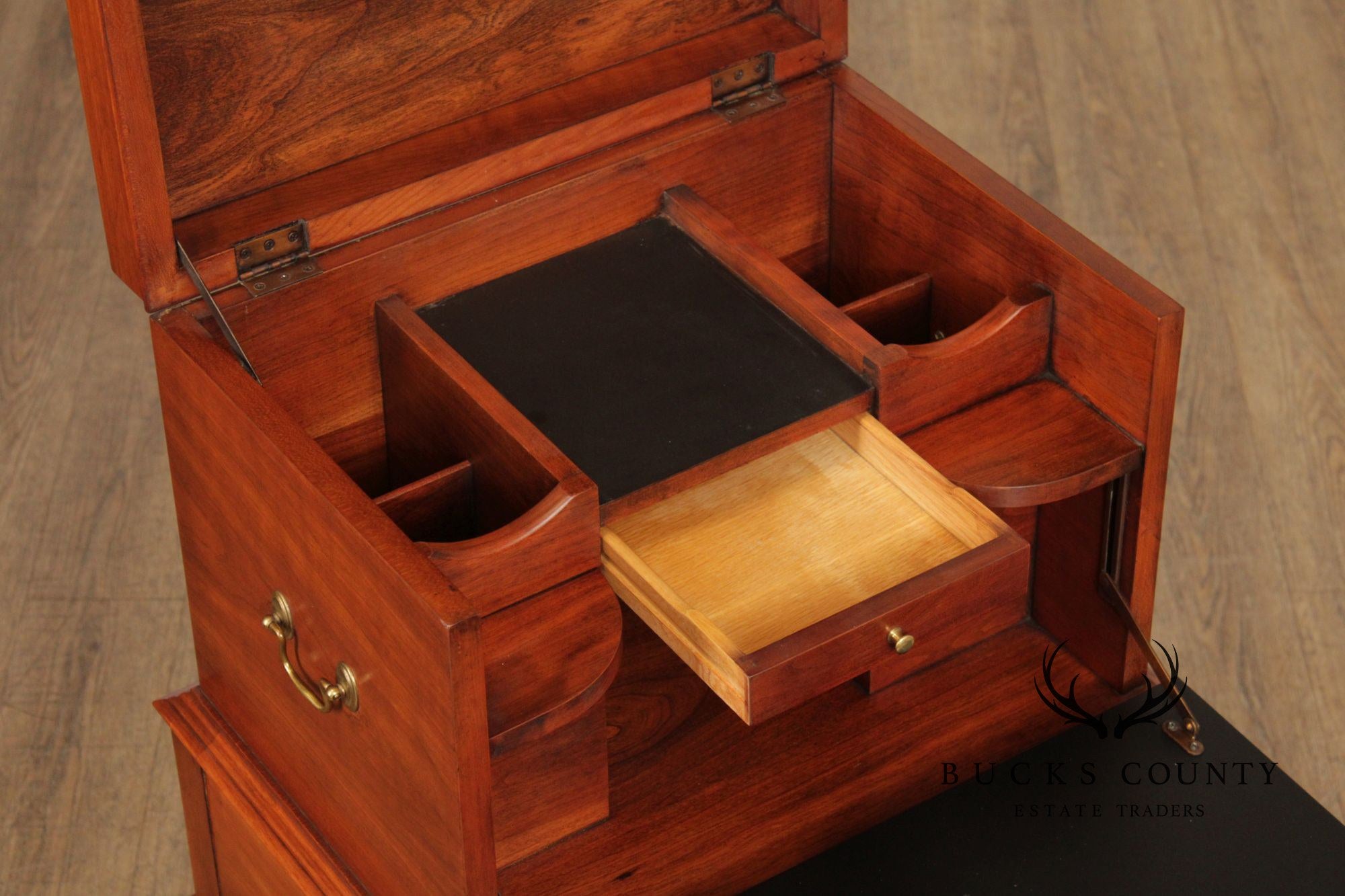 Henkel Harris Cherry  Queen Anne Cellarette