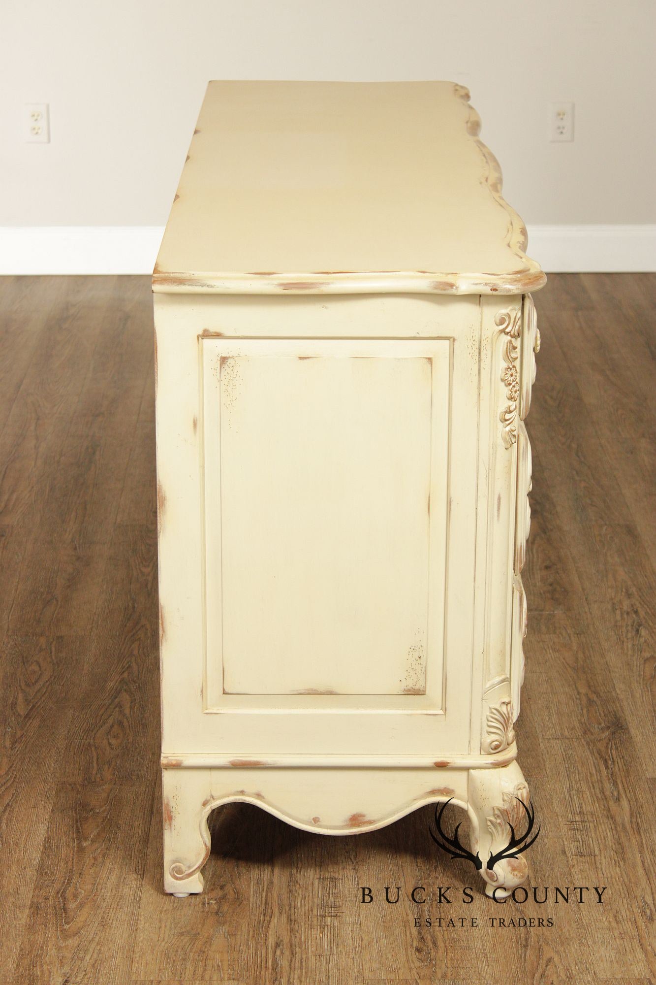 Lane French Provincial Style Distressed Cream Seven Drawer Dresser
