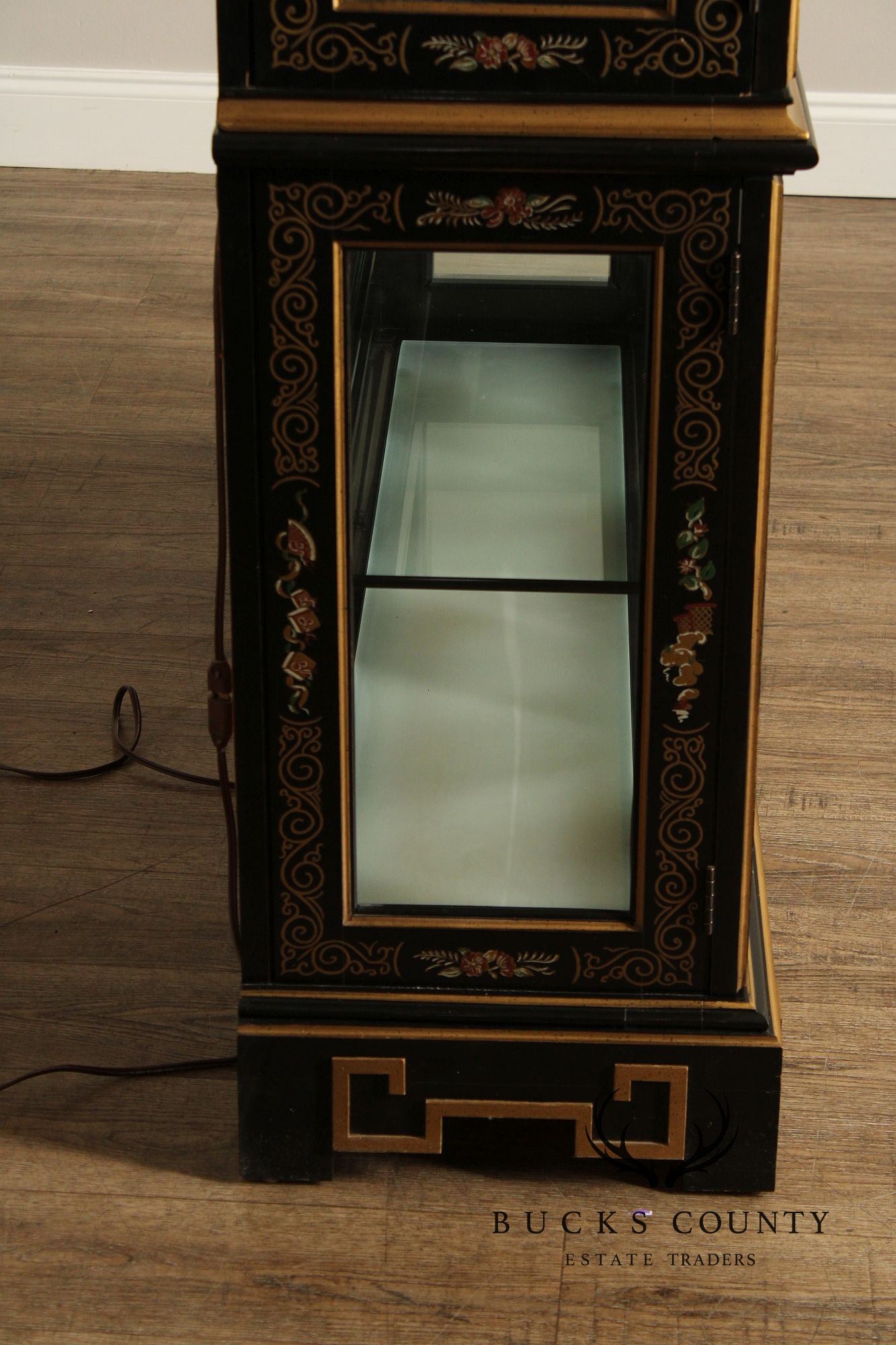 Pulaski Furniture Chinoiserie Pagoda Display Cabinet