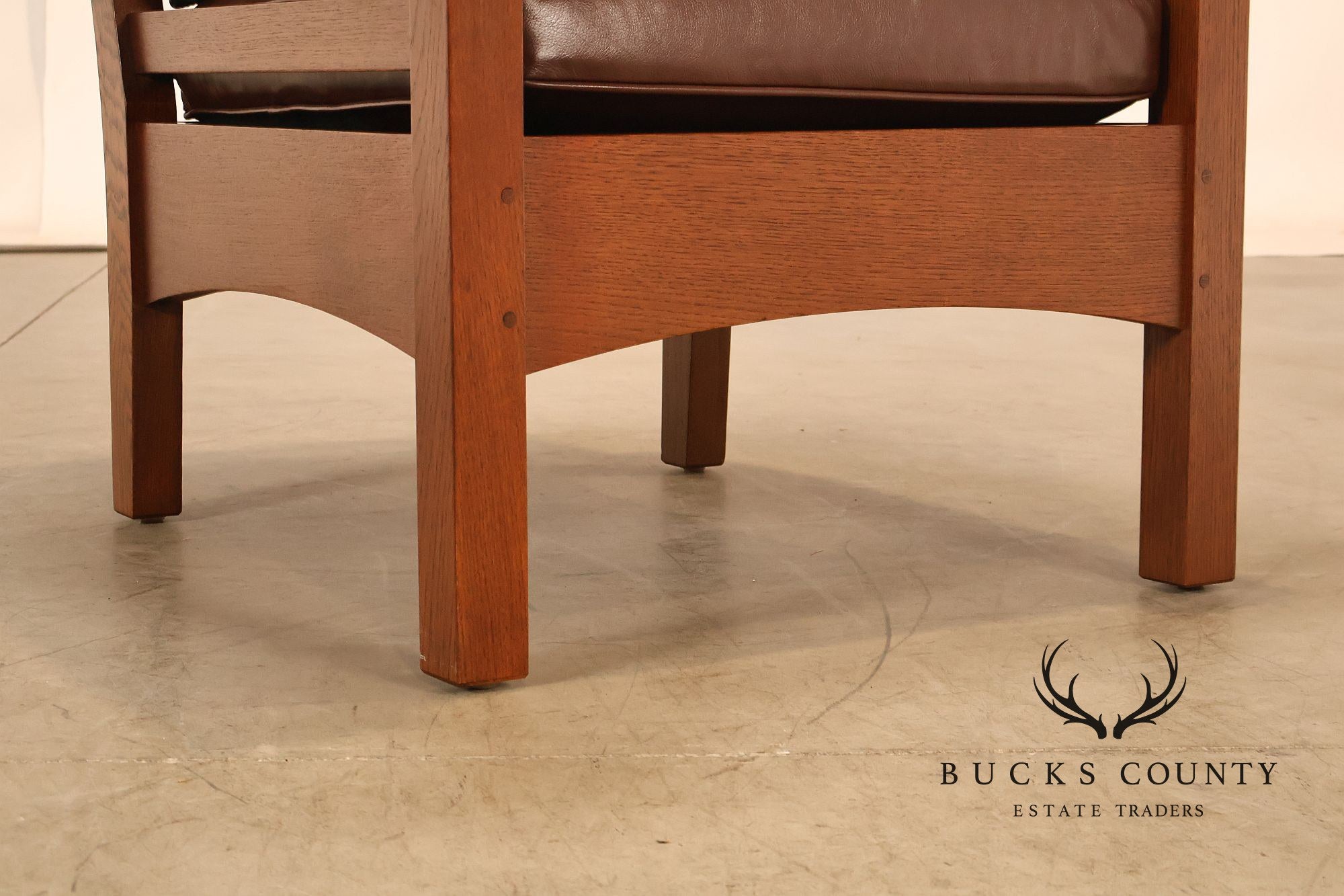 Stickley Mission Collection Oak And Leather Lounge Chair