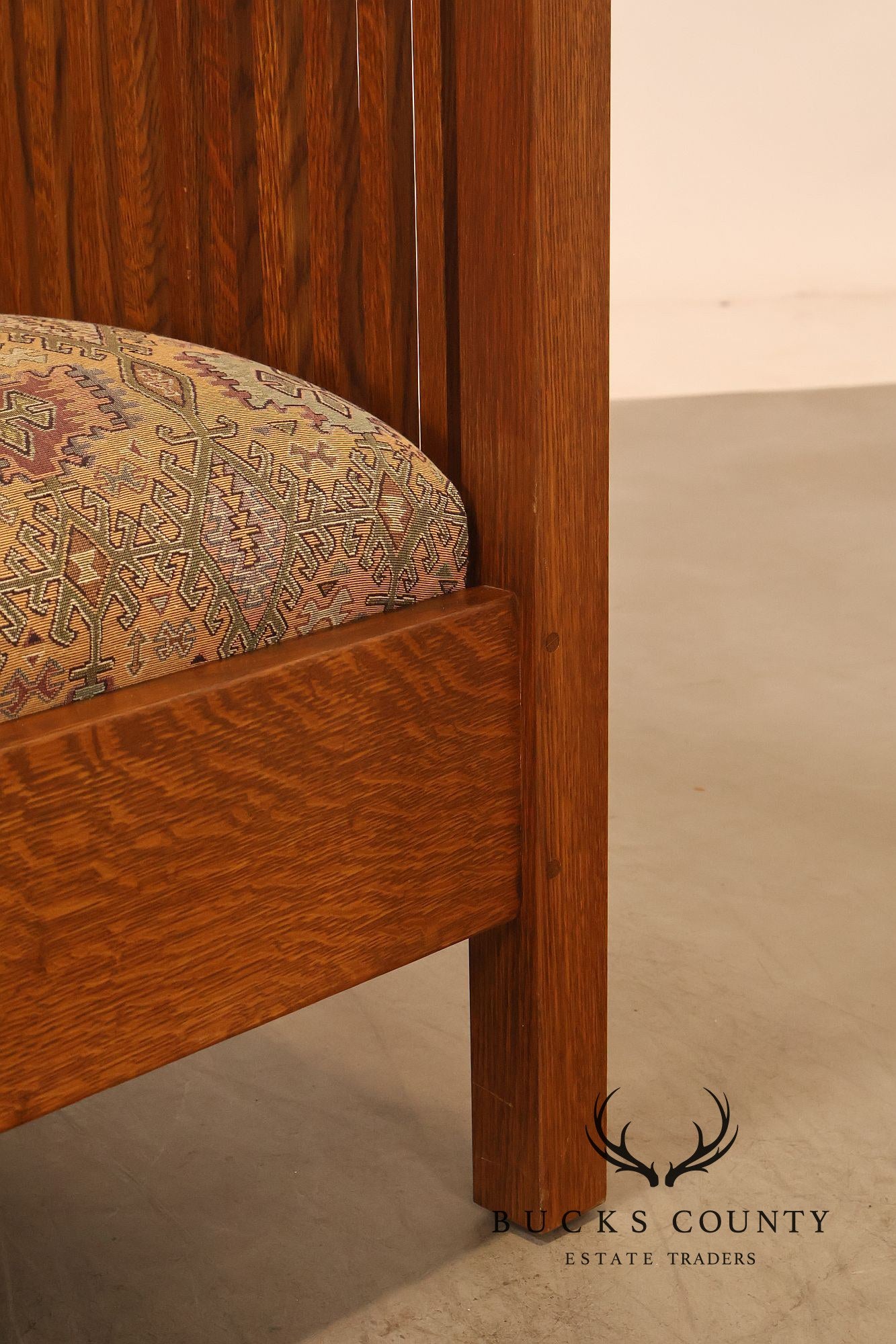 Stickley Mission Collection Oak Spindle Settle