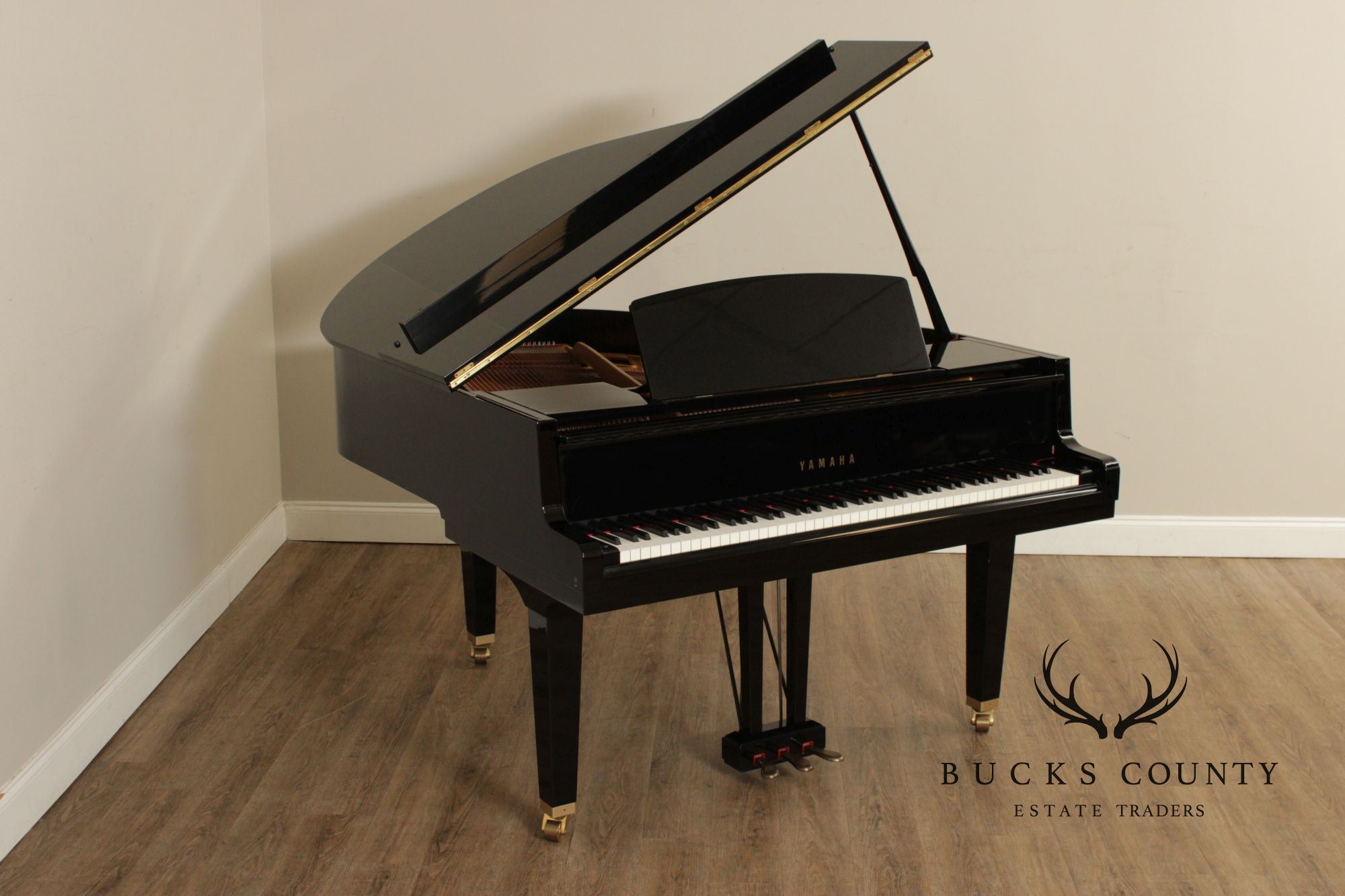 Yamaha GH1 Ebonized Baby Grand Piano