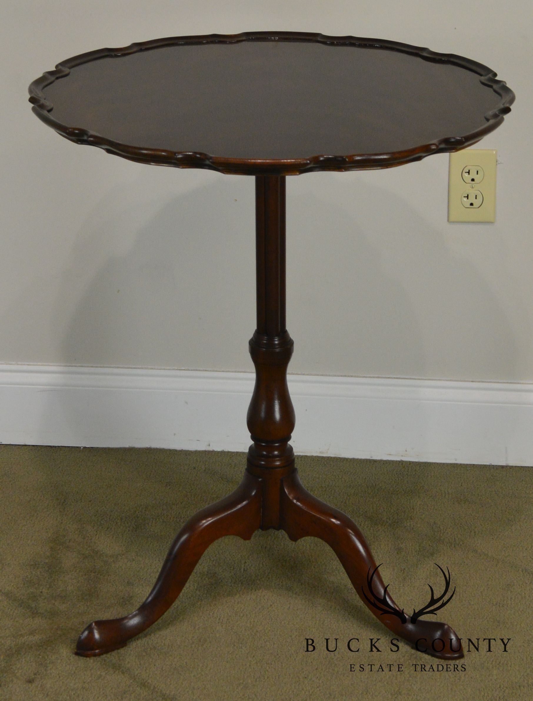 Queen Anne Style Mahogany Pie Crust Tilt Top Table