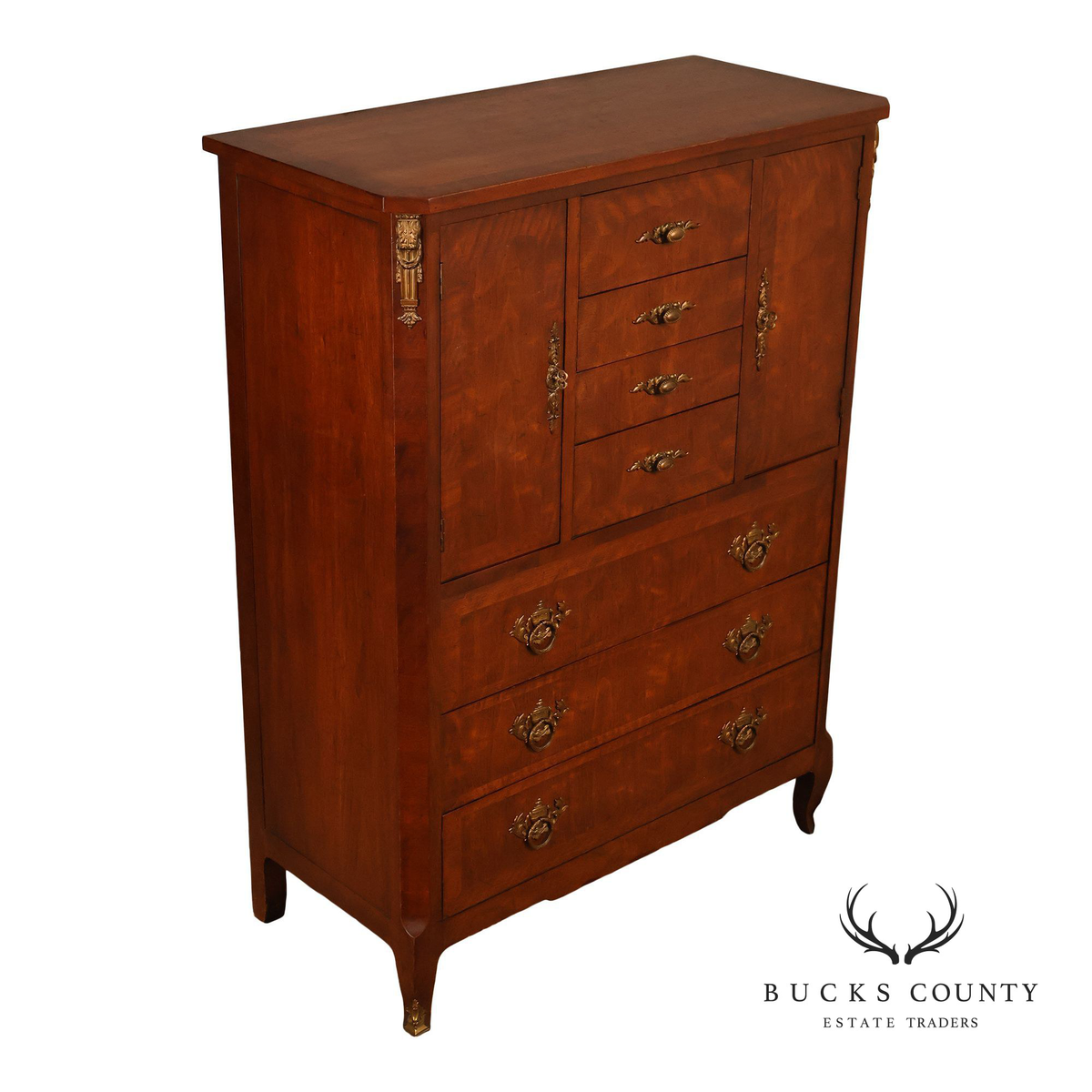 Henredon French Louis XV Style Walnut Chest of Drawers