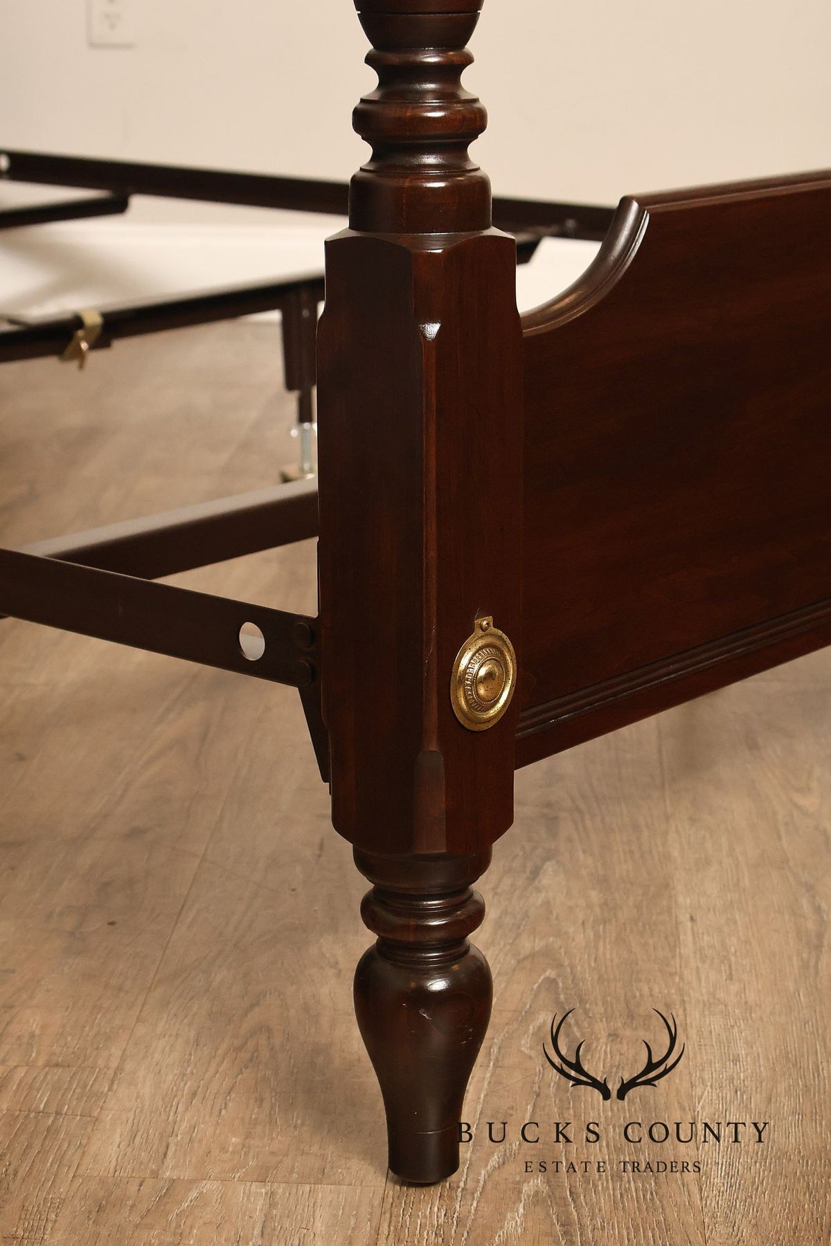 Ethan Allen 'Georgian Court' Queen Cherry Poster Bed