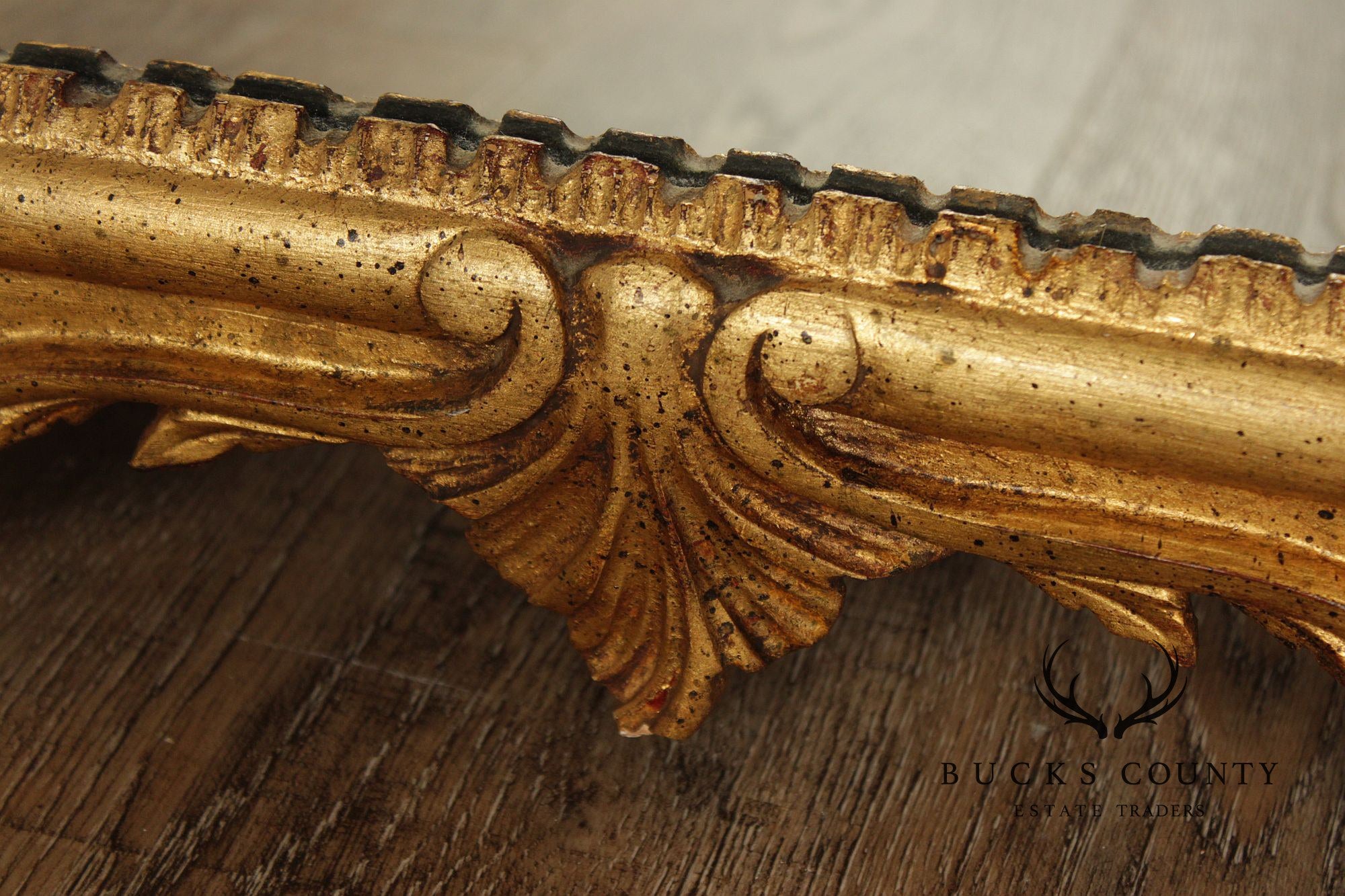 Vintage Italian Carved Giltwood Wall Mirror