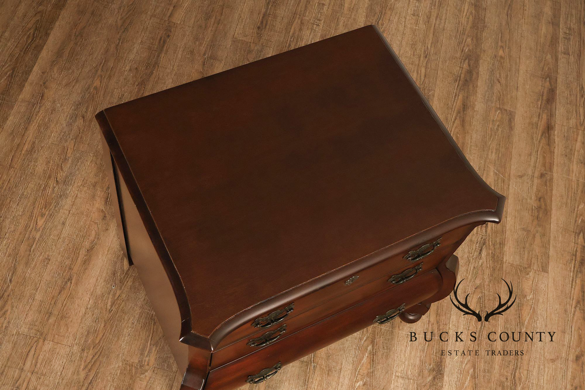 Ralph Lauren Signed Mahogany Bombe Chest Of Drawers