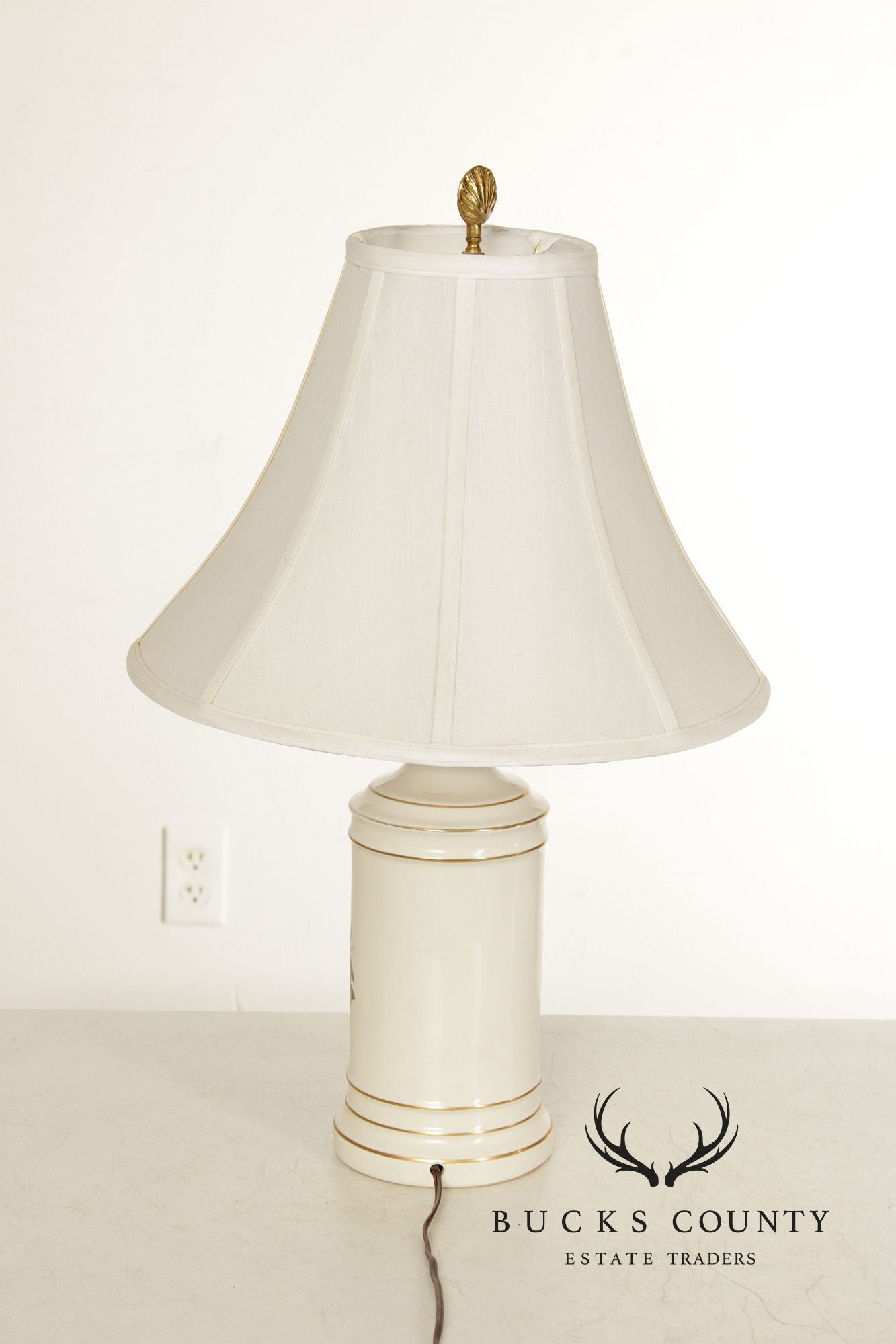 Vintage Pair of Botanical Painted Porcelain Table Lamps