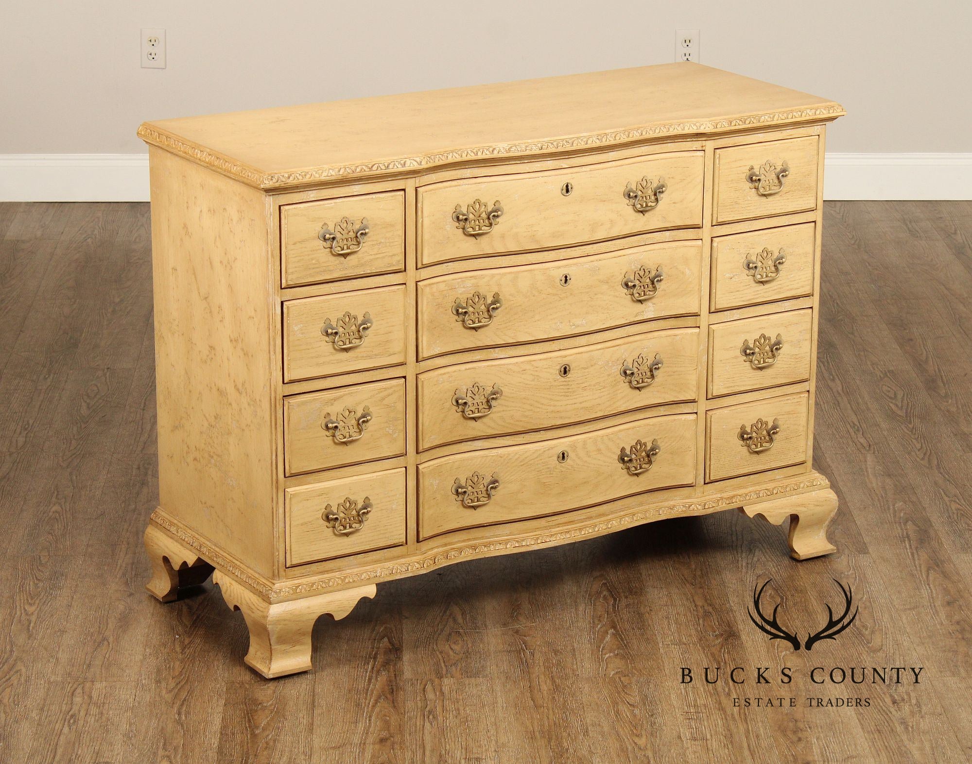 Century Furniture Georgian Style Distress Painted Oak Twelve Drawer Chest