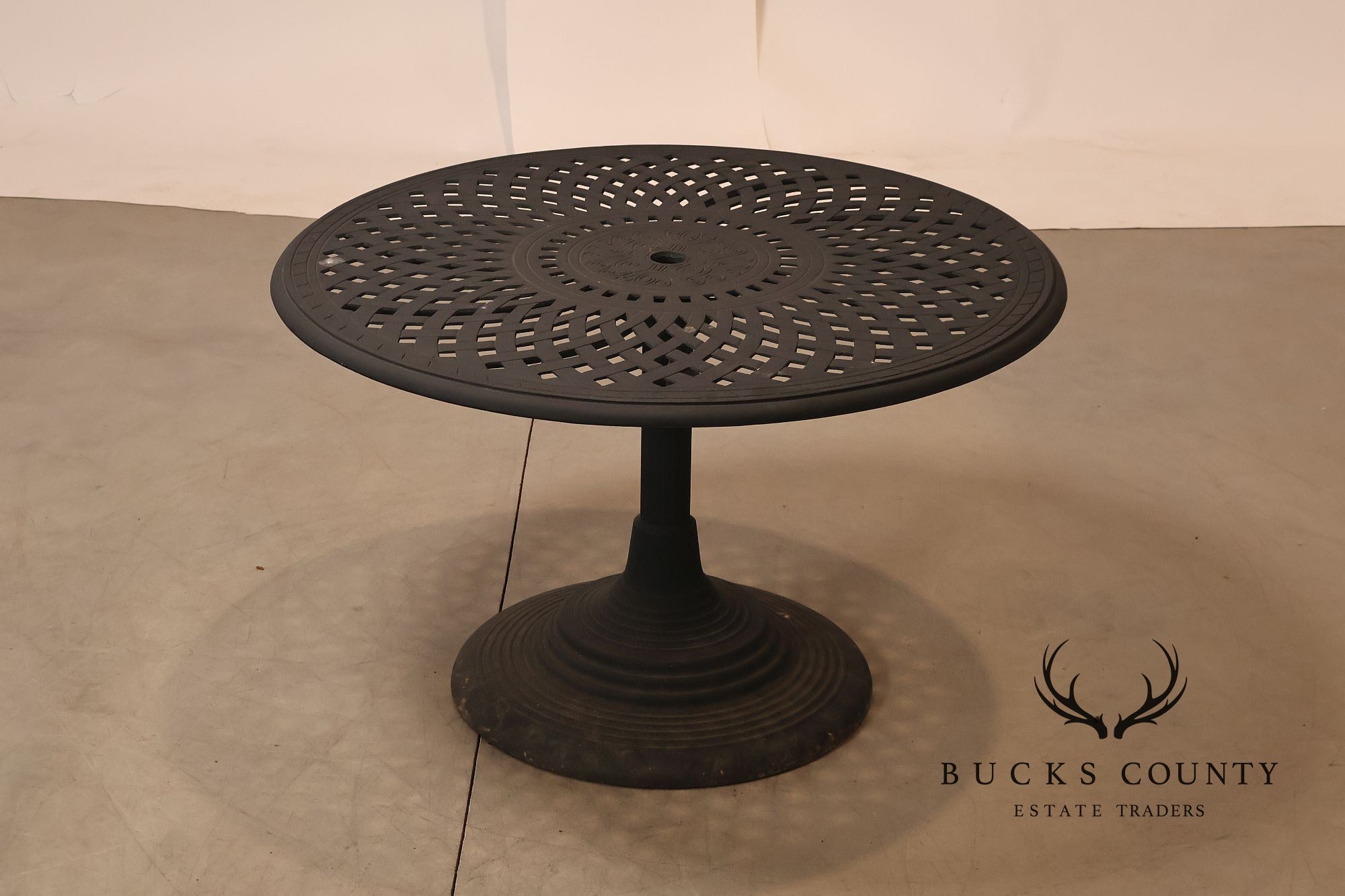 Outdoor Lifestyle Cast Aluminum Patio Dining Set