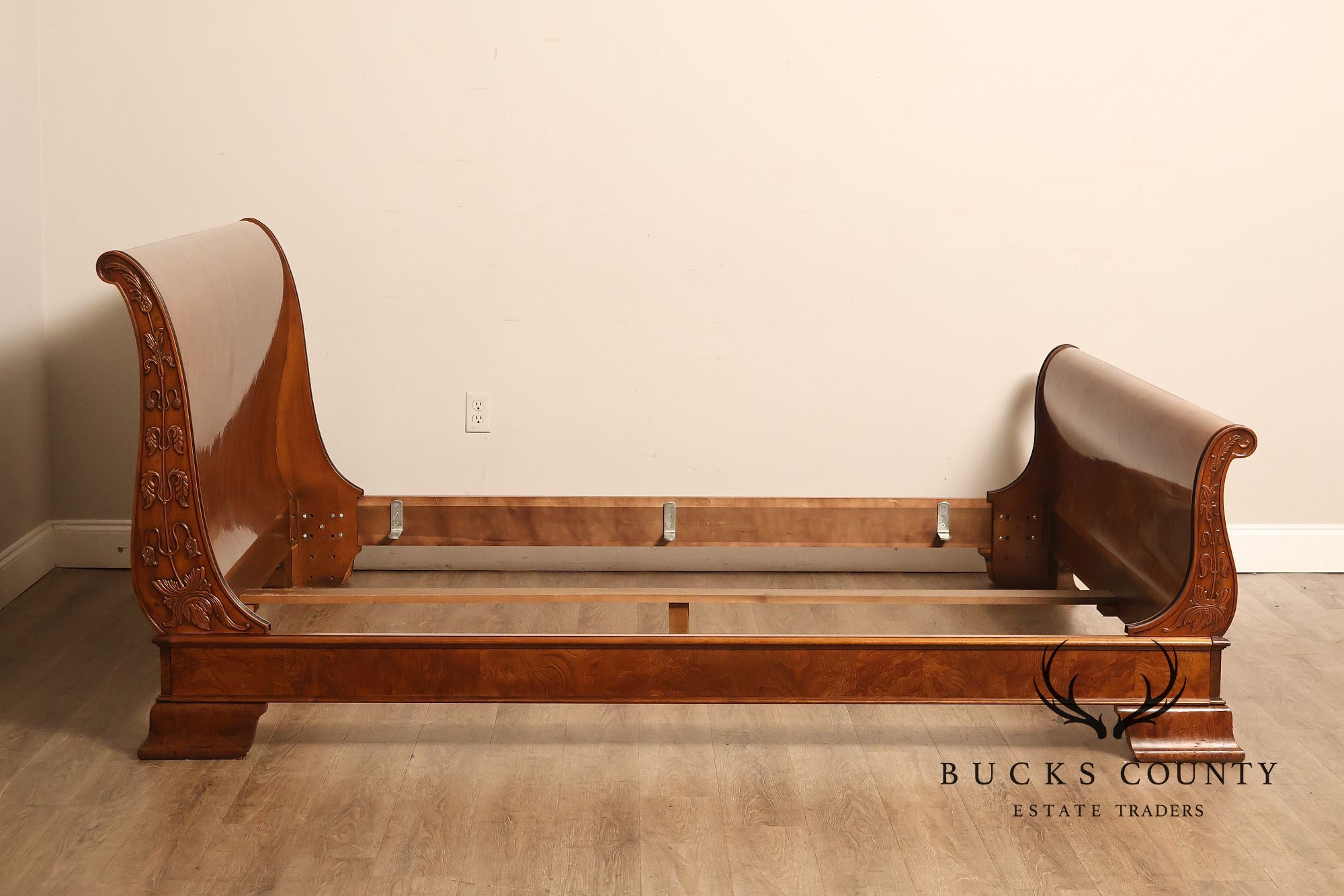 Henredon 'Charles X' King Size Burlwood Sleigh Bed