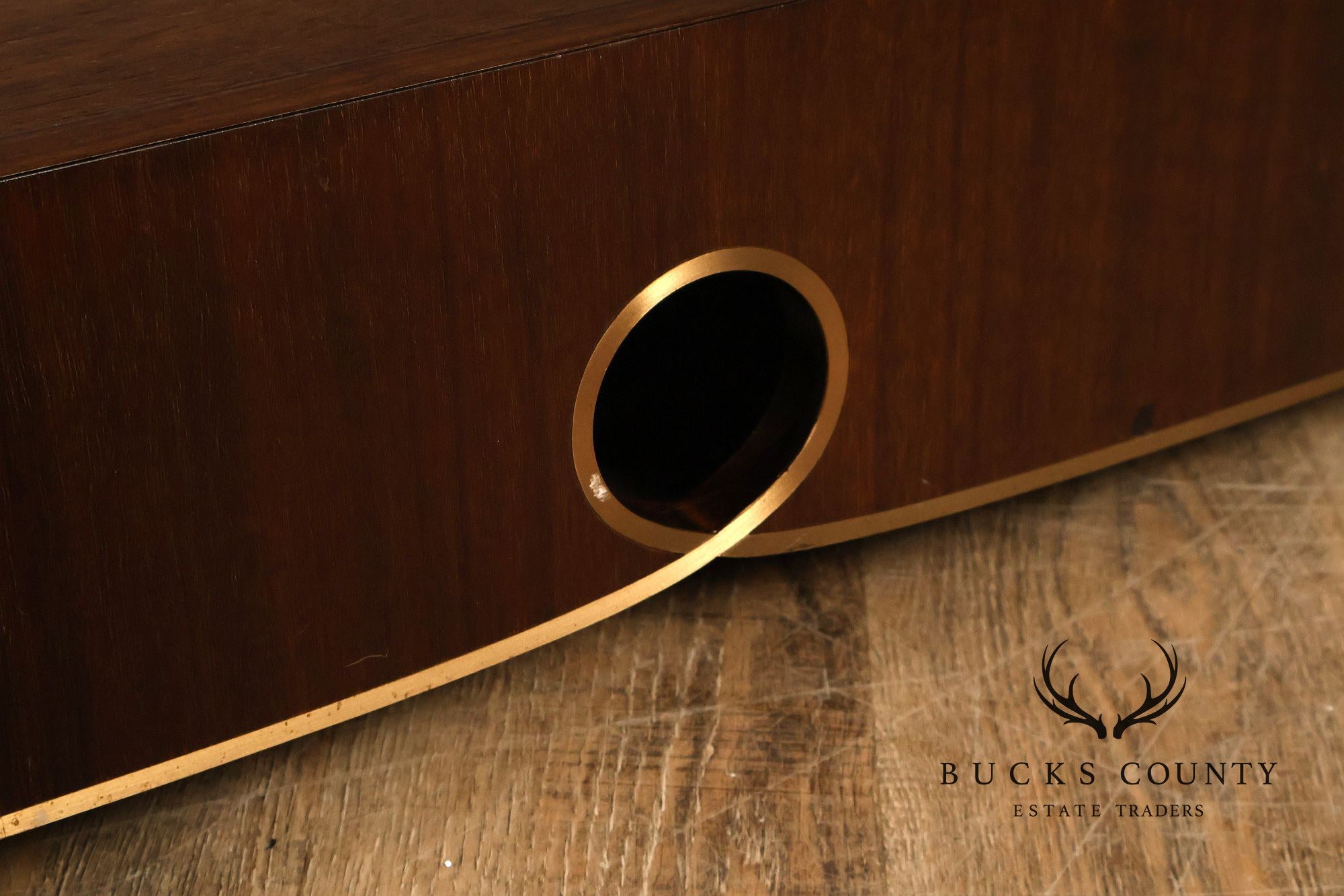 Classic Modern Pair Of Single Drawer Nightstands