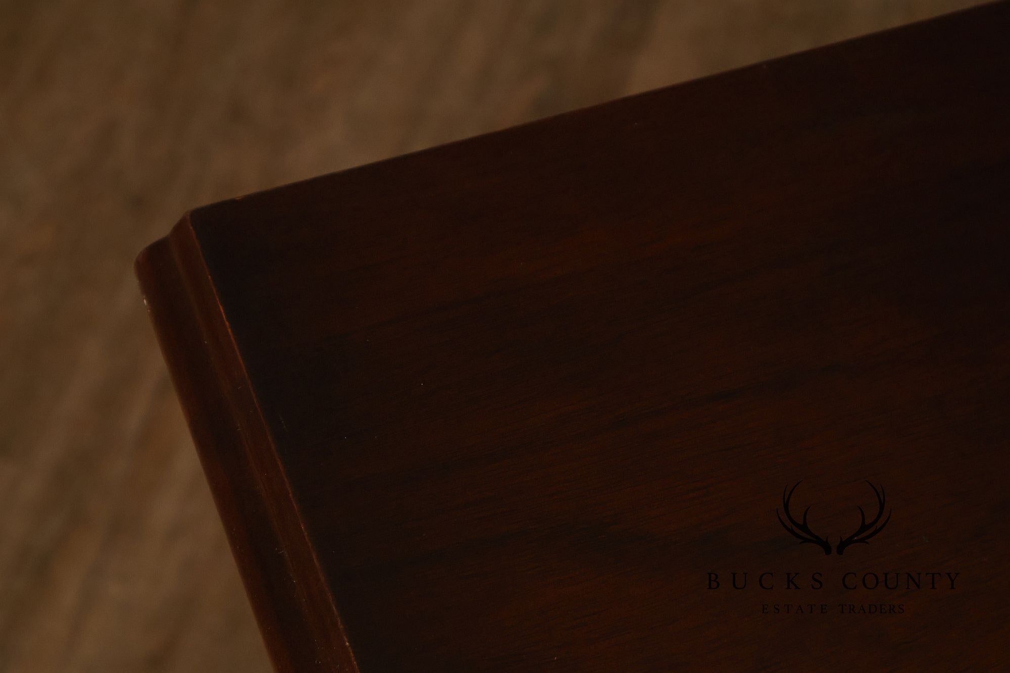 Henkel Harris Virginia Galleries Vintage Mahogany Long Dresser