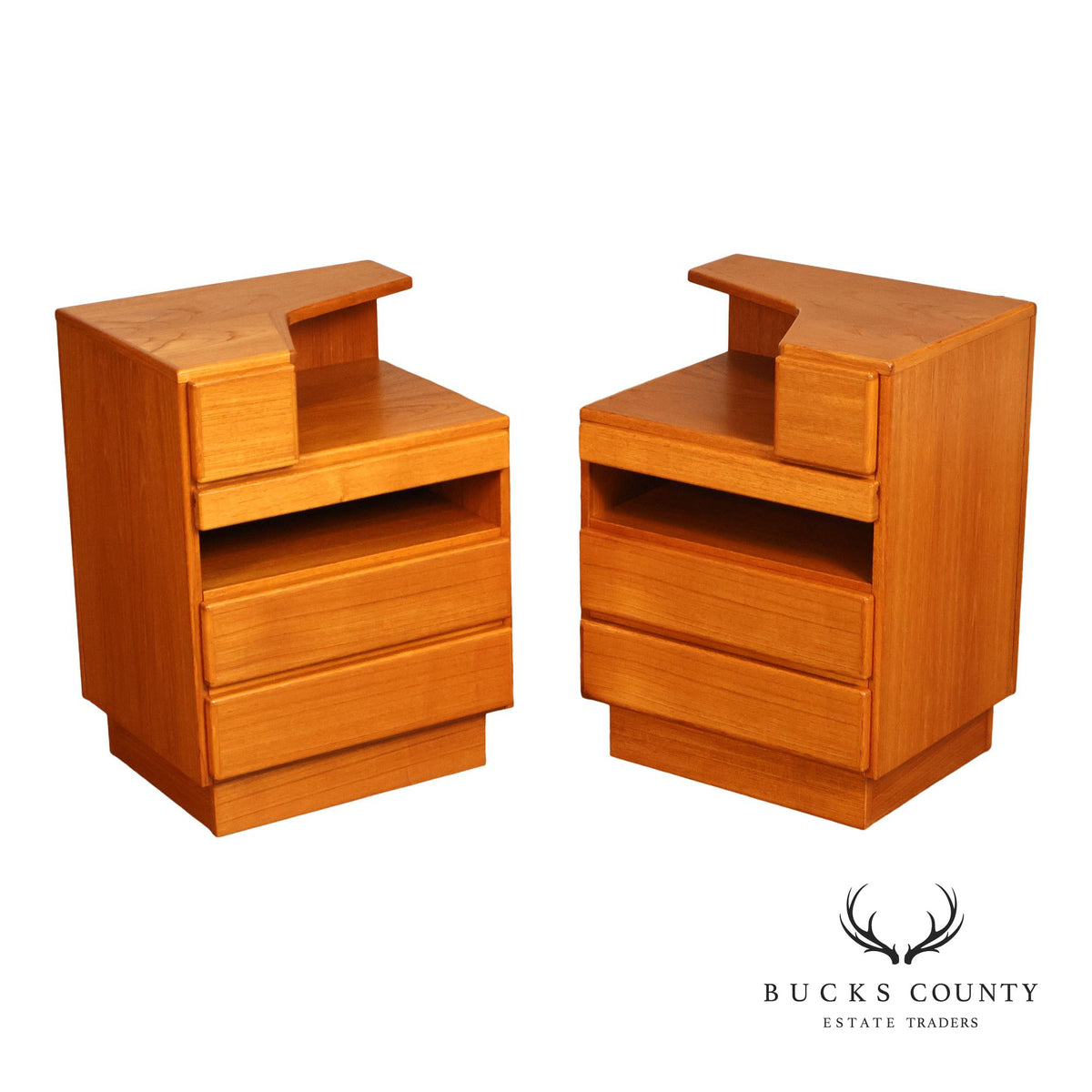 Scan Coll Danish Modern Pair of Teak Nightstands