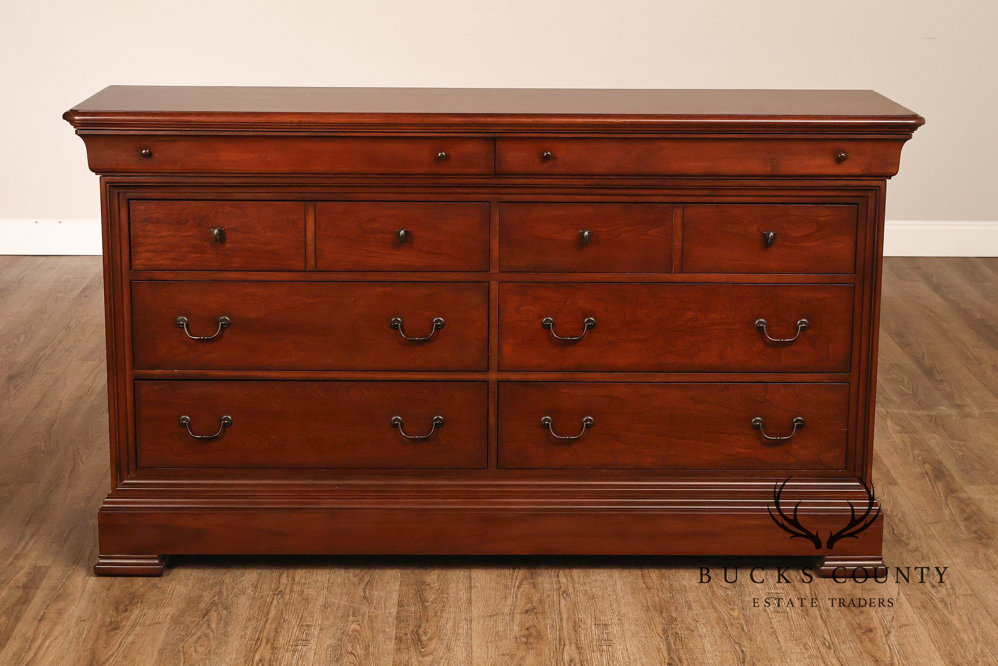 Thomasville Louis Philippe Style Cherry Eight Drawer Dresser
