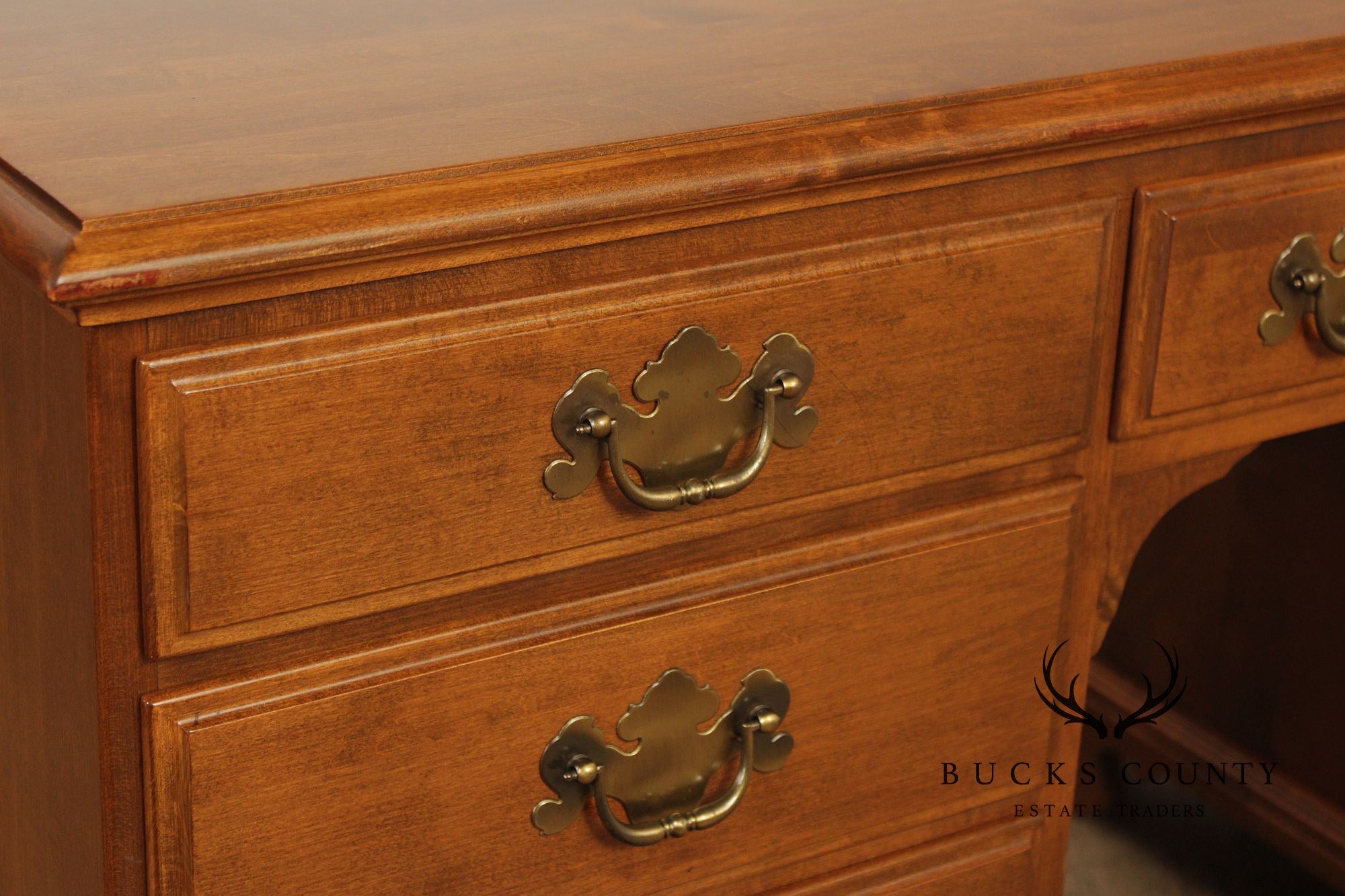 Ethan Allen Chippendale Style Maple Executive Writing Desk