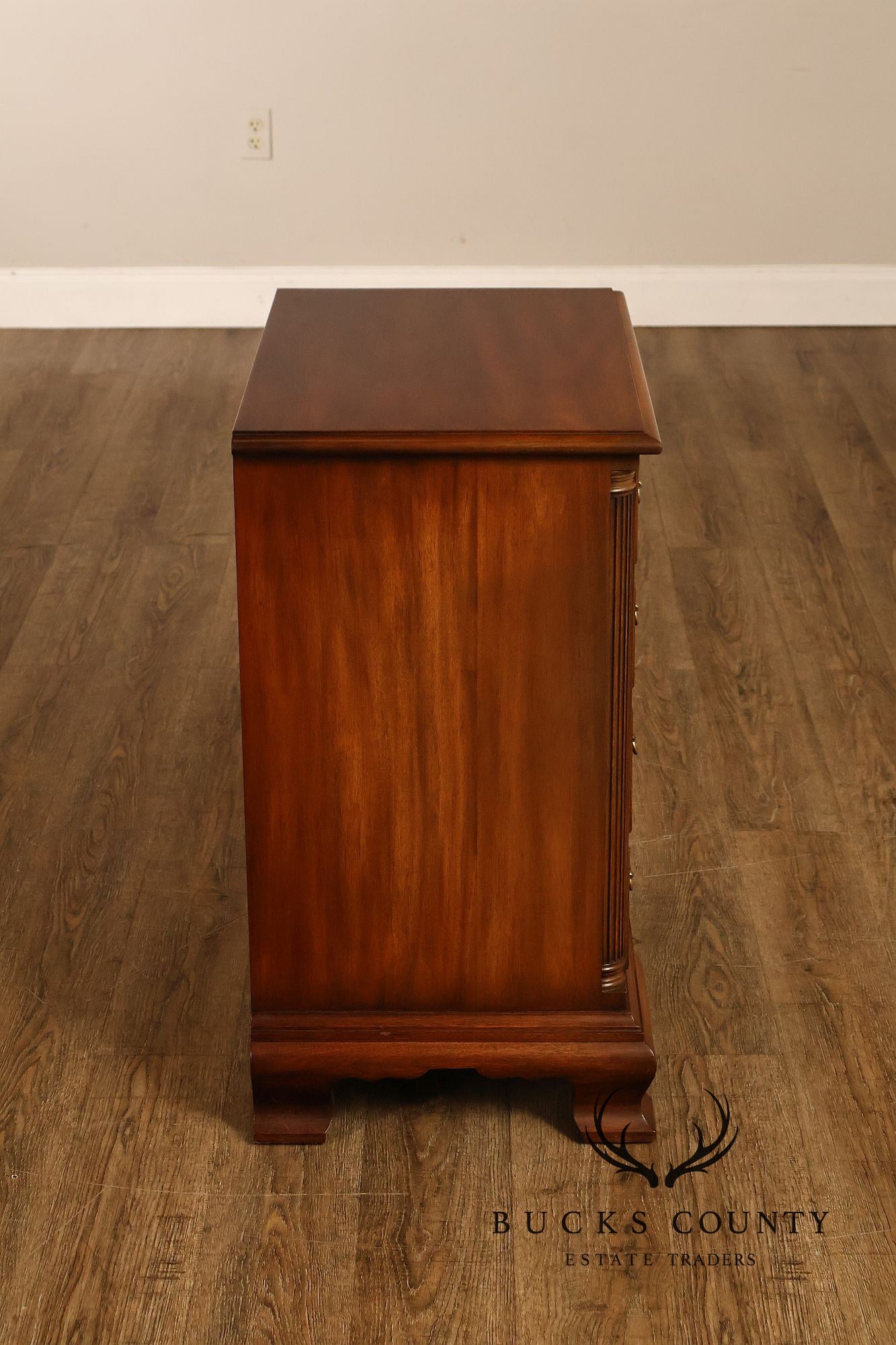 Henkel Harris Georgian Style Mahogany Bedside Chest