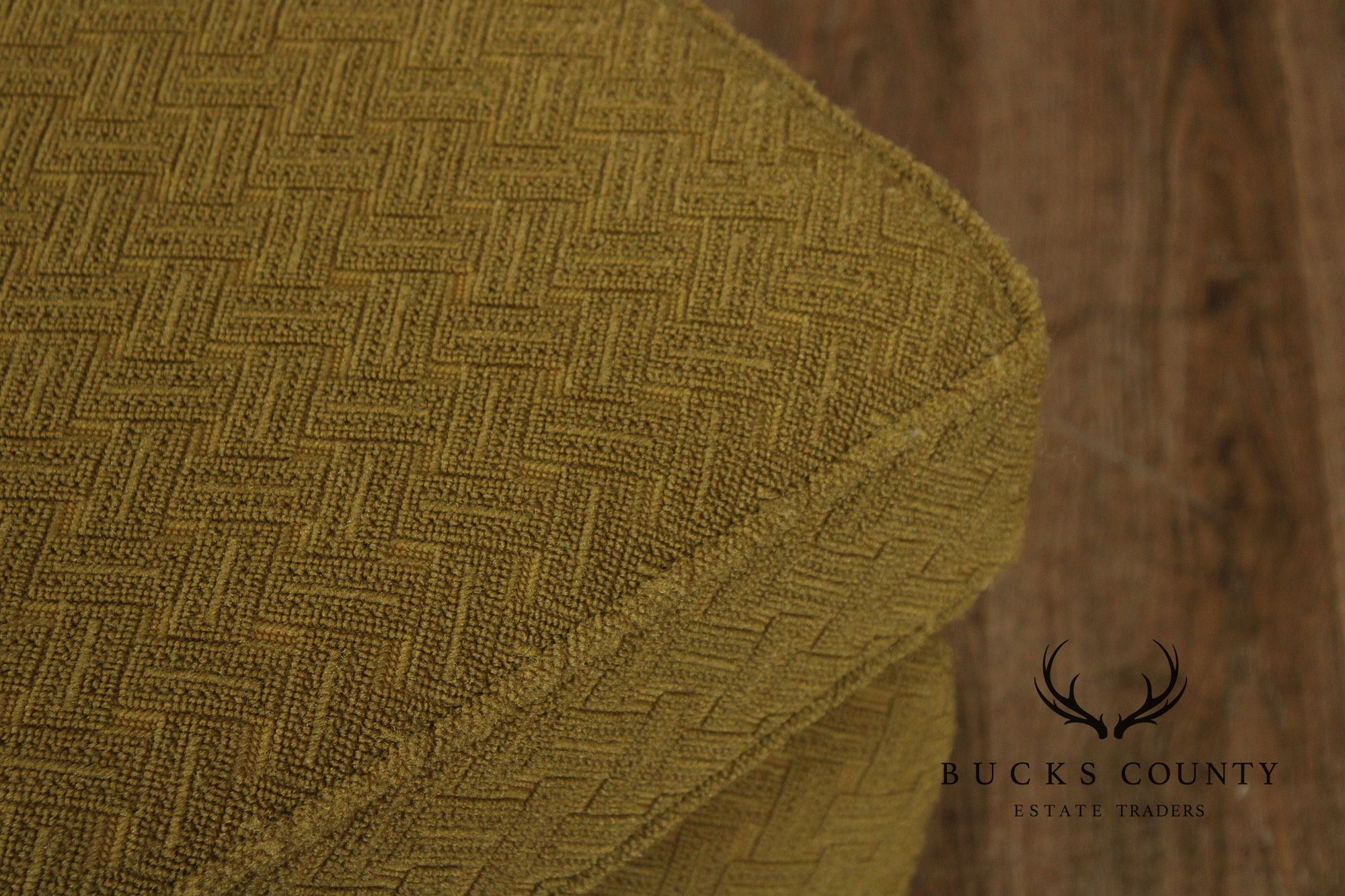 Mid Century Modern Pair of Lounge Chairs