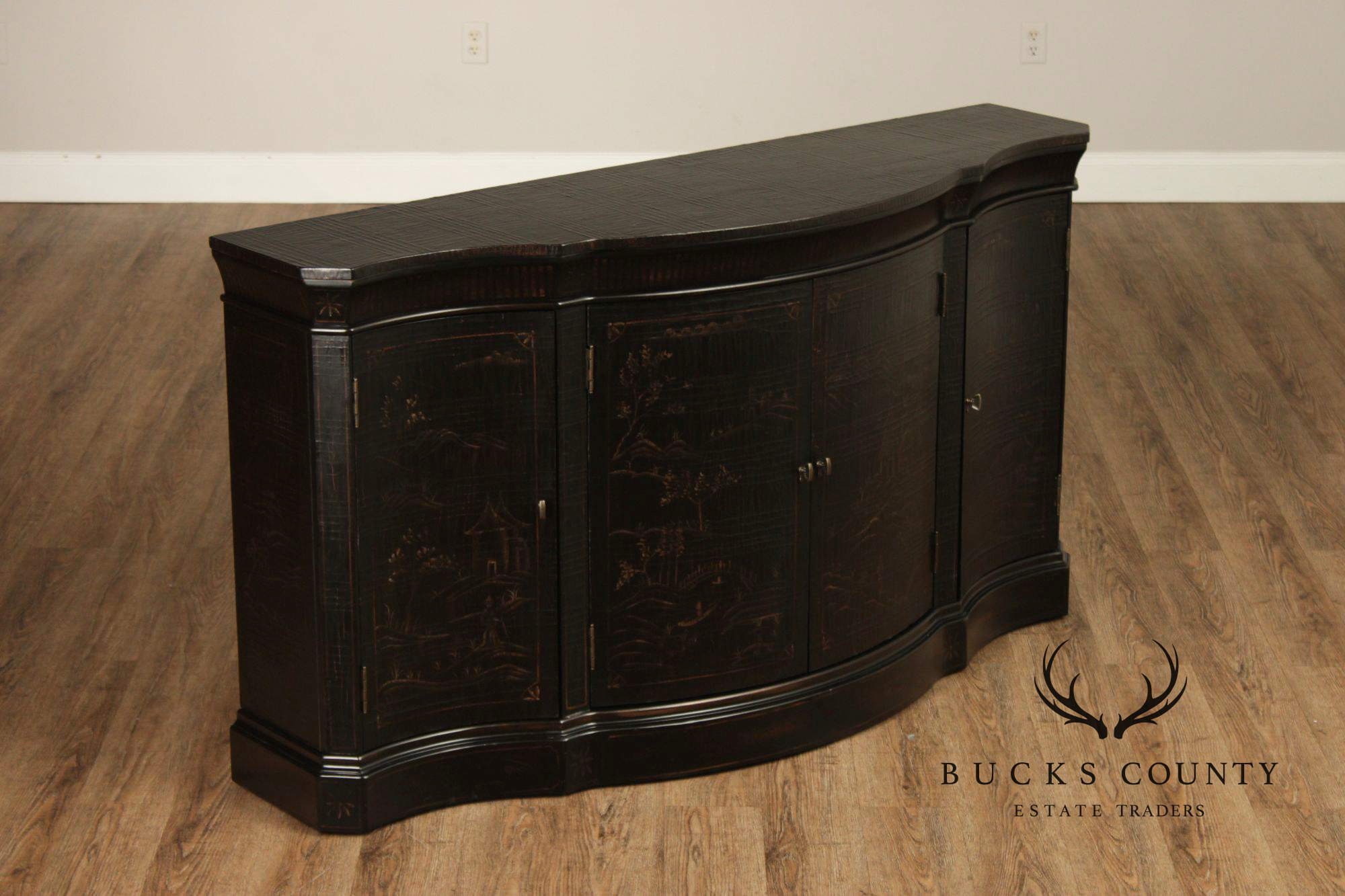 Ethan Allen Vivianne Serpentine Console Cabinet With Chinoiserie Decoration
