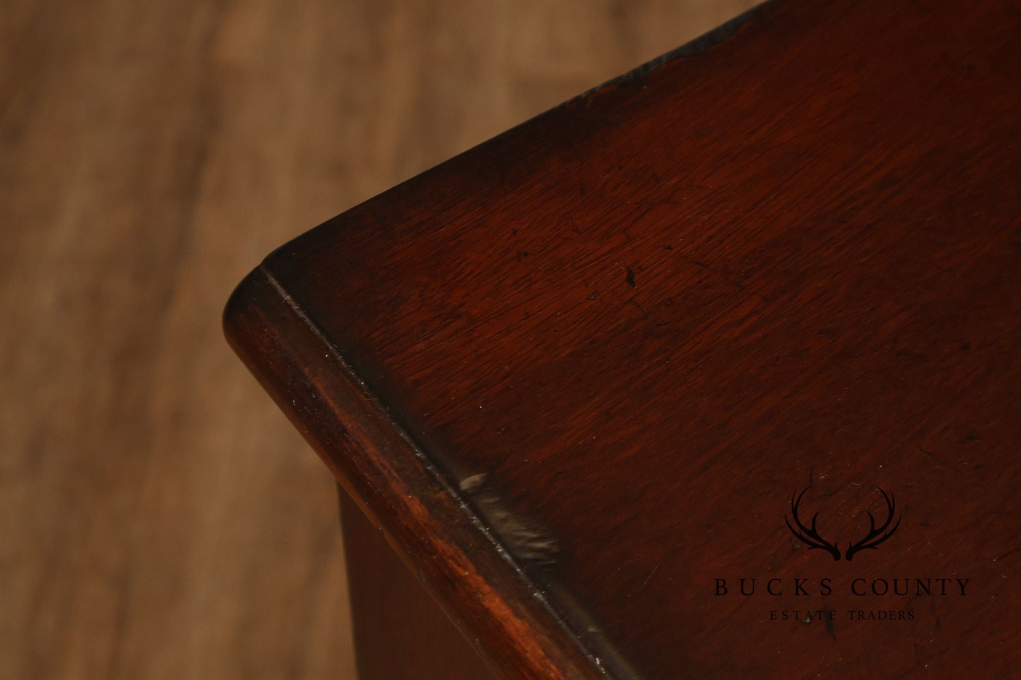 Grafton Street Mahogany Pair of Bedside Chests Nightstands