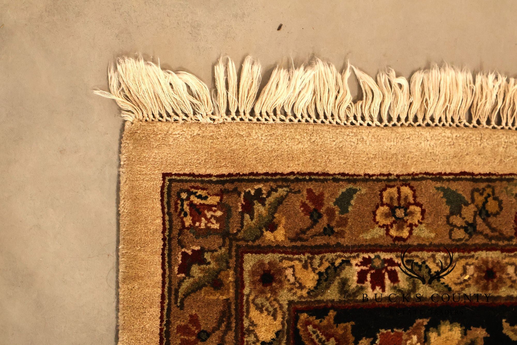 Persian Style Floral Wool Area Rug  12 inch x 15 inch 10 inch