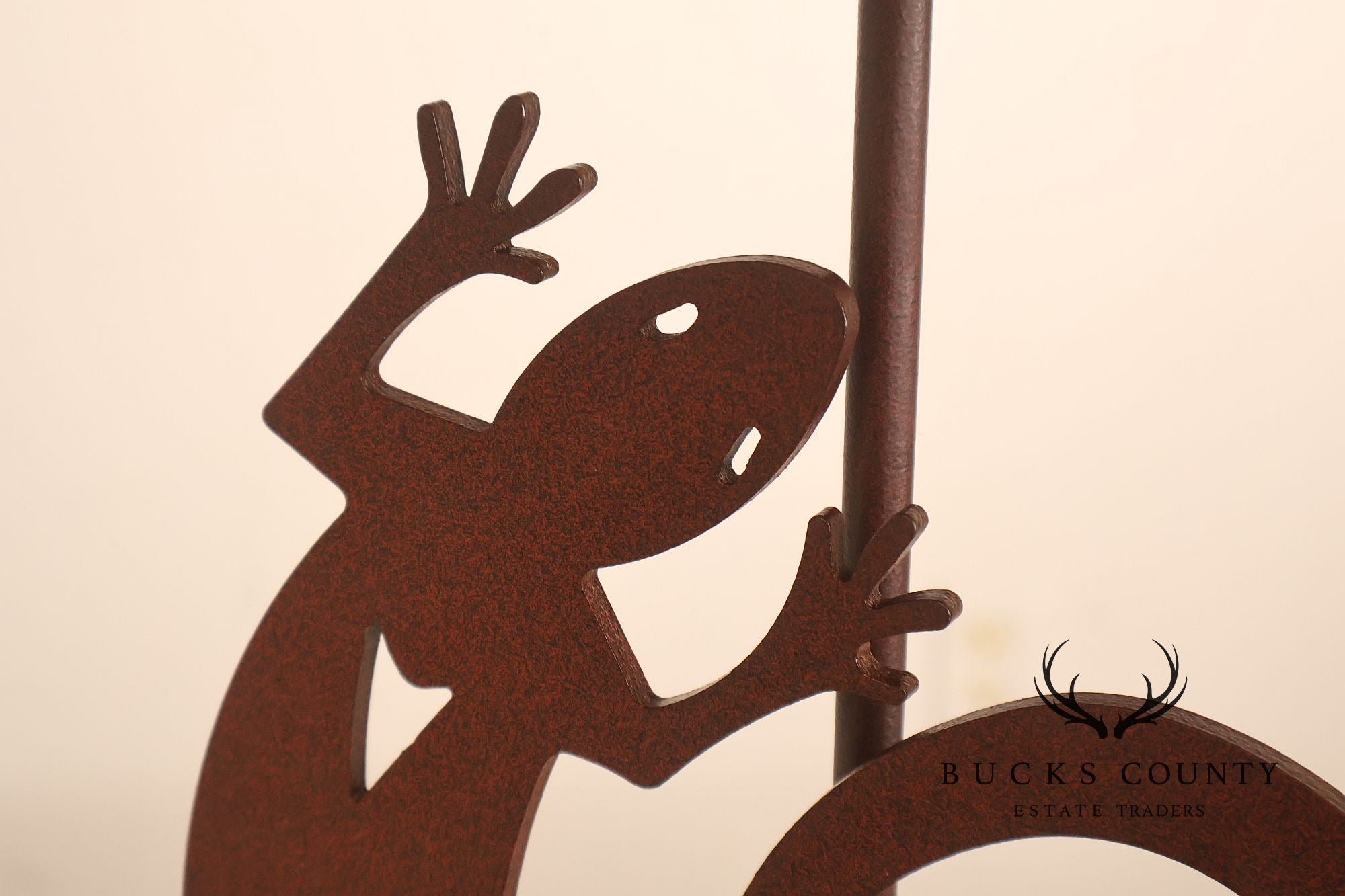 Southwestern Style Steel Gecko Table Lamp