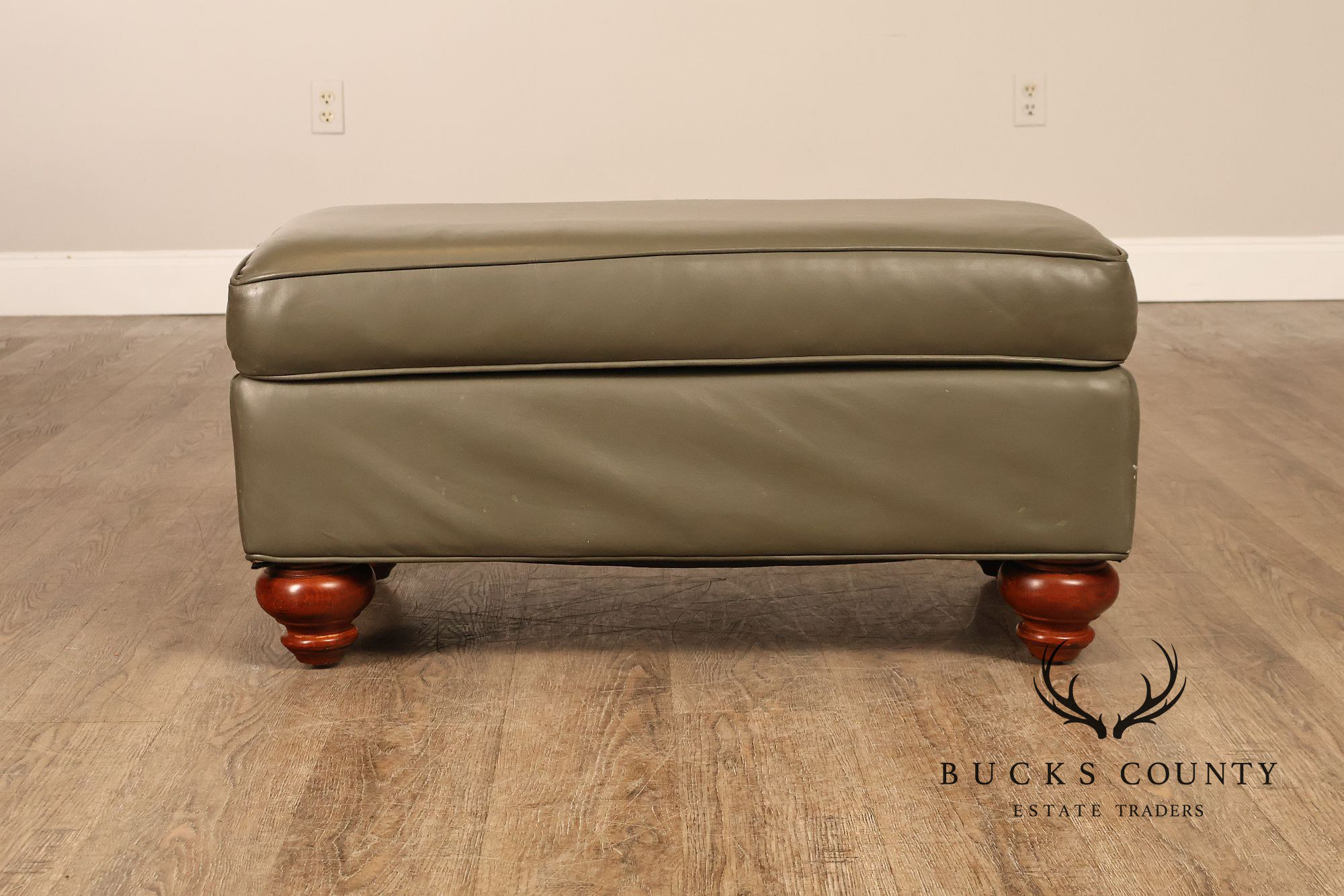 Ethan Allen Traditional Leather Ottoman
