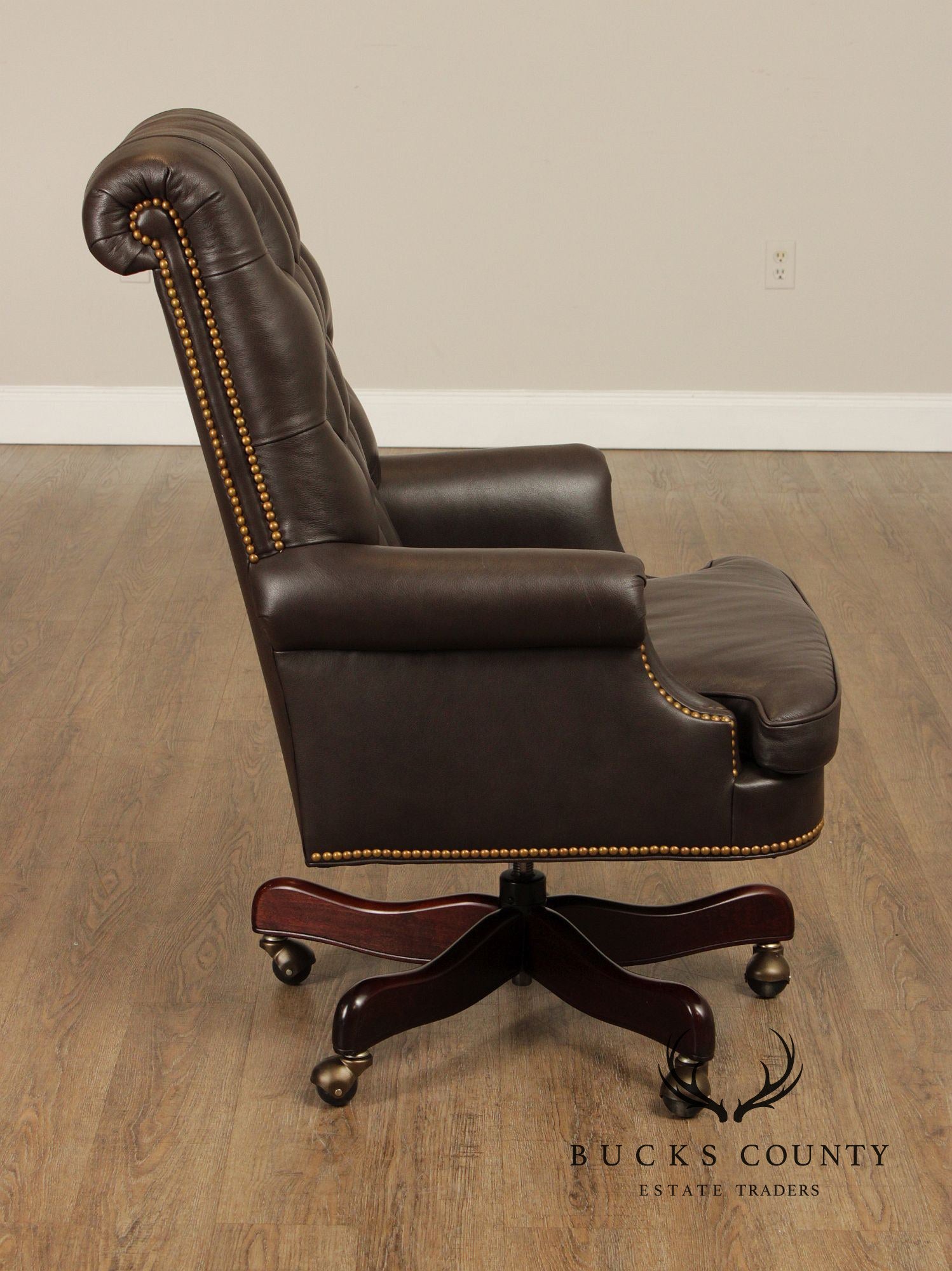 Hancock and  Moore 'Berwind' Tufted Leather Executive Office Chair