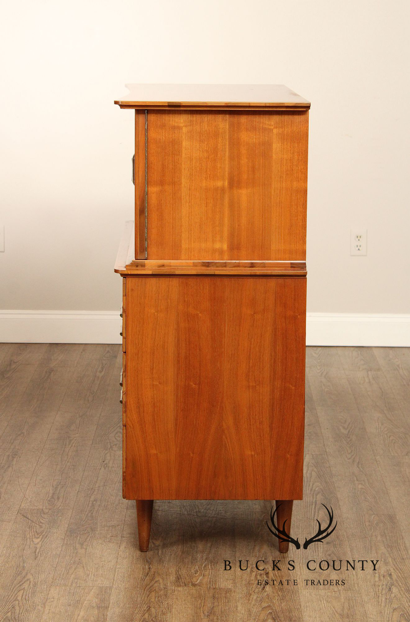 Young Manufacturing Mid Century Modern Walnut Gentleman's Chest