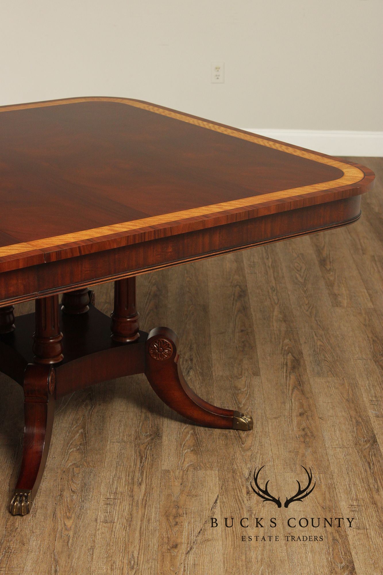 Henredon Natchez Mahogany Double Pedestal Dining Table With Three Leaves