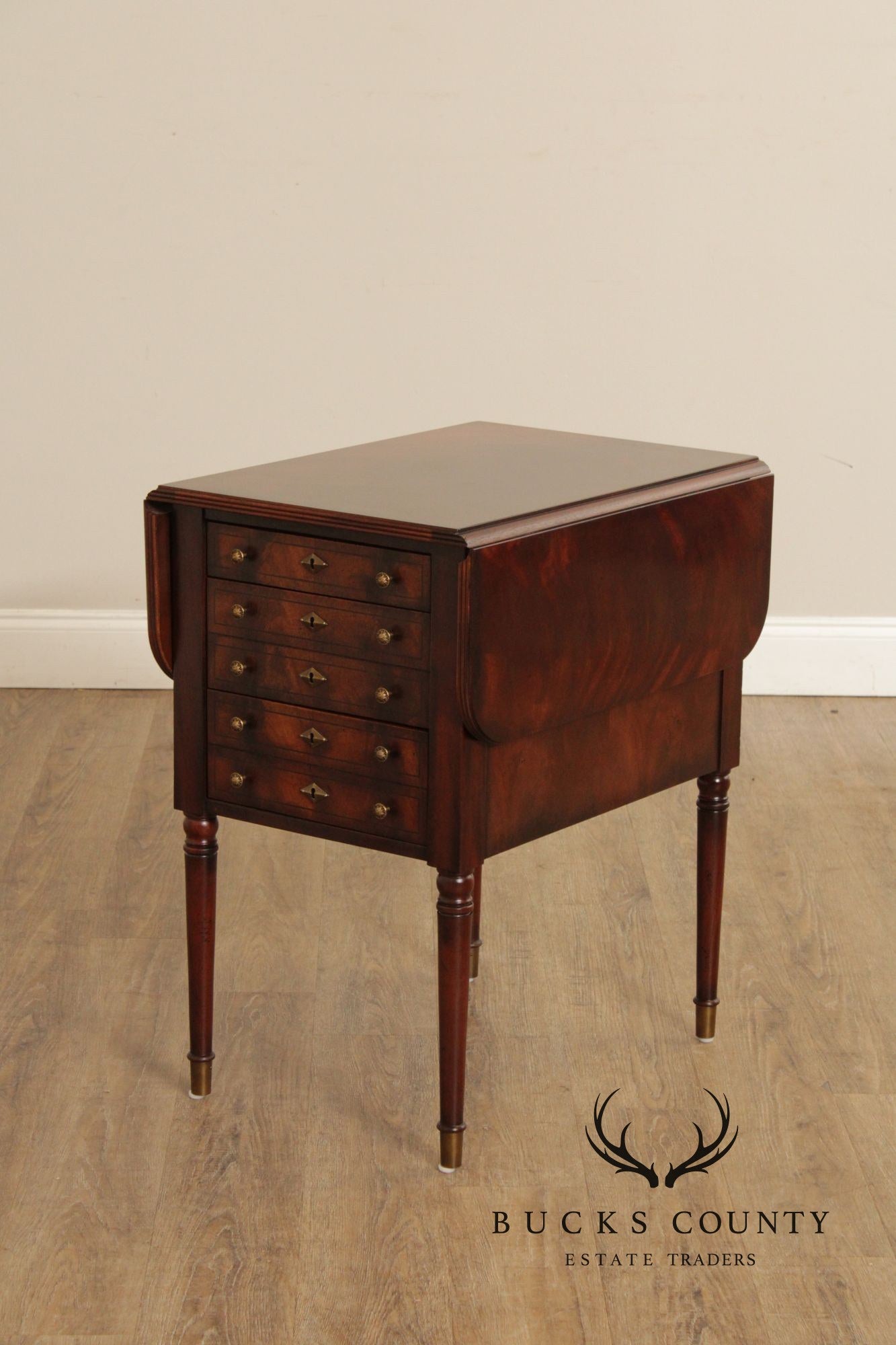 Henredon Sheraton Style Mahogany Drop End Table