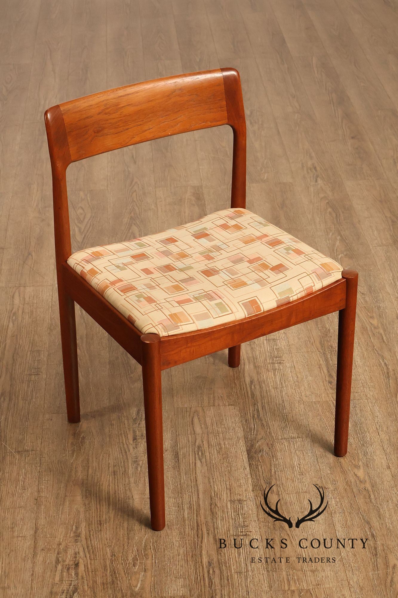 Danish Modern Set Of Eight Compatible Teak Dining Chairs