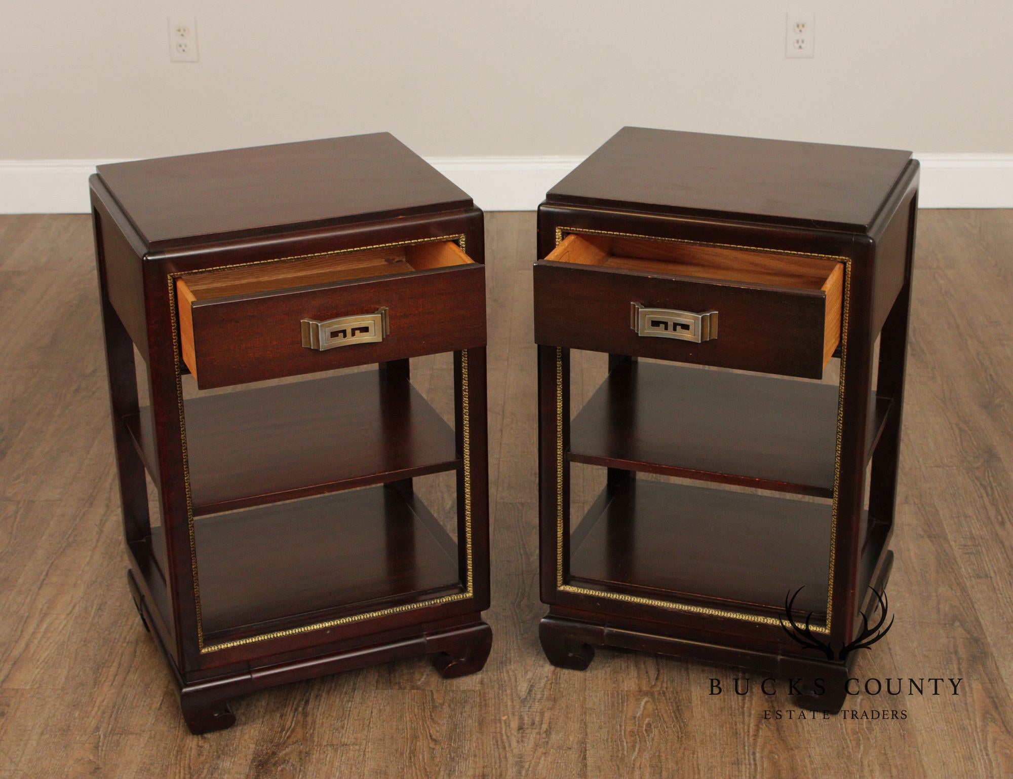 Rway Mid-Century Asian Style Pair of Mahogany Nightstands