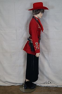 Annie Oakley Life Size Large Dressed Mannequin w/ Replica Pistol, Holster