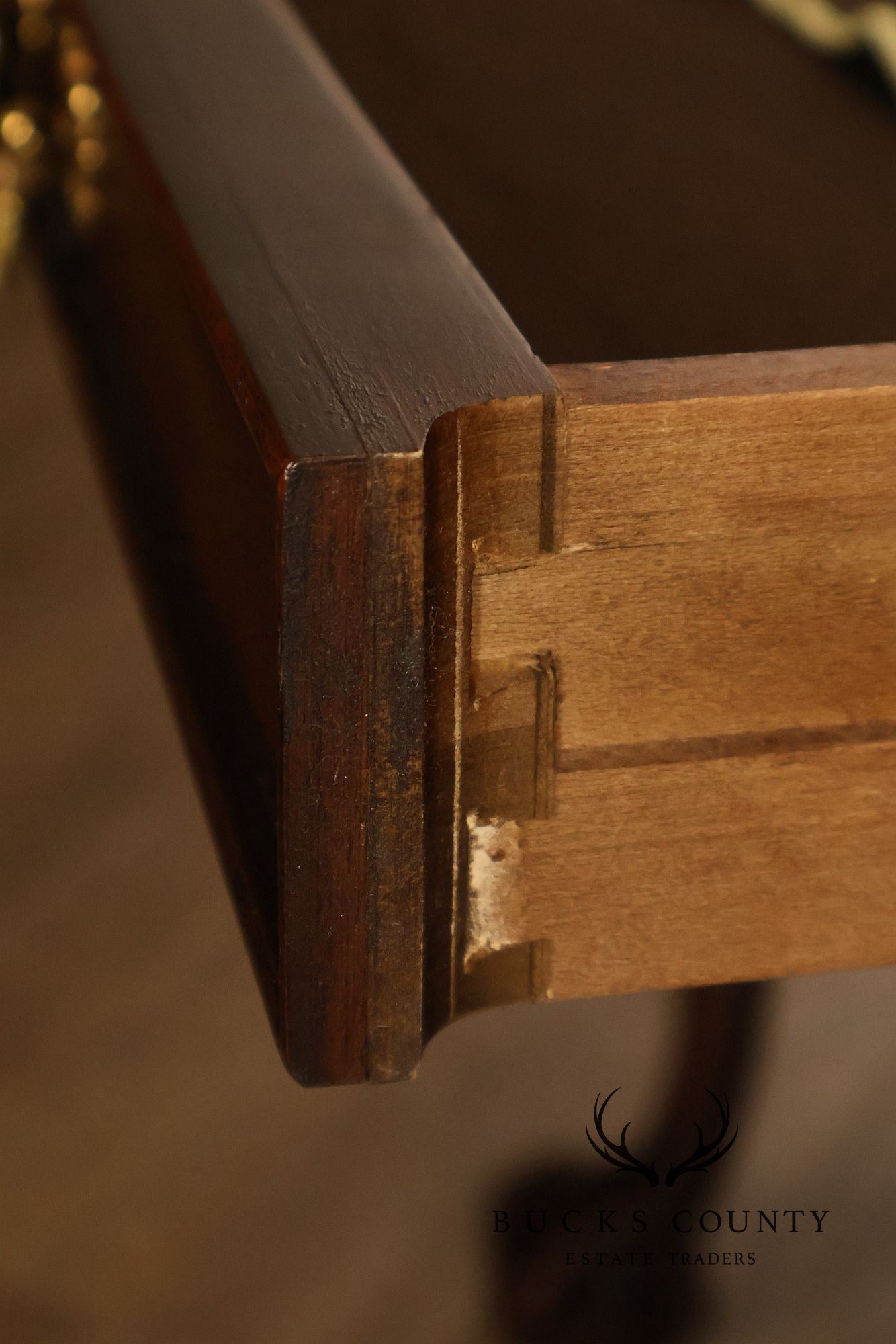 Henredon Rittenhouse Square Collection Chippendale Style Mahogany Expandable Dining Table