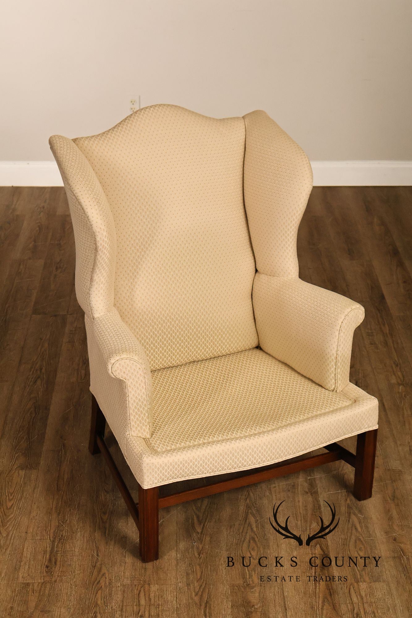 Kittinger Williamsburg Adaptation Chippendale Style Mahogany Wing Chair