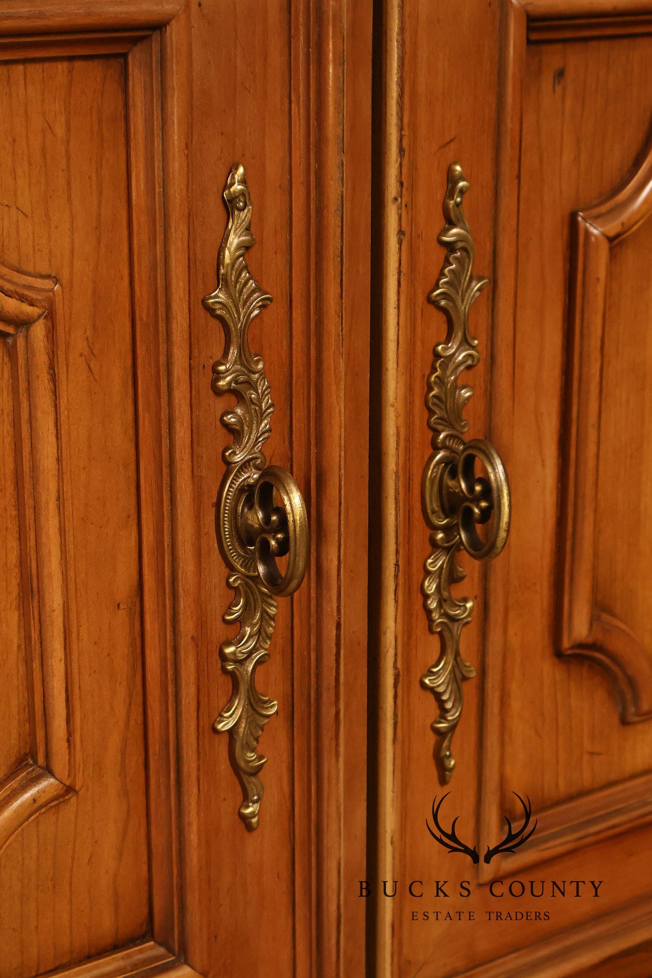 Century Furniture French Provincial Style Fruitwood Lighted China Cabinet